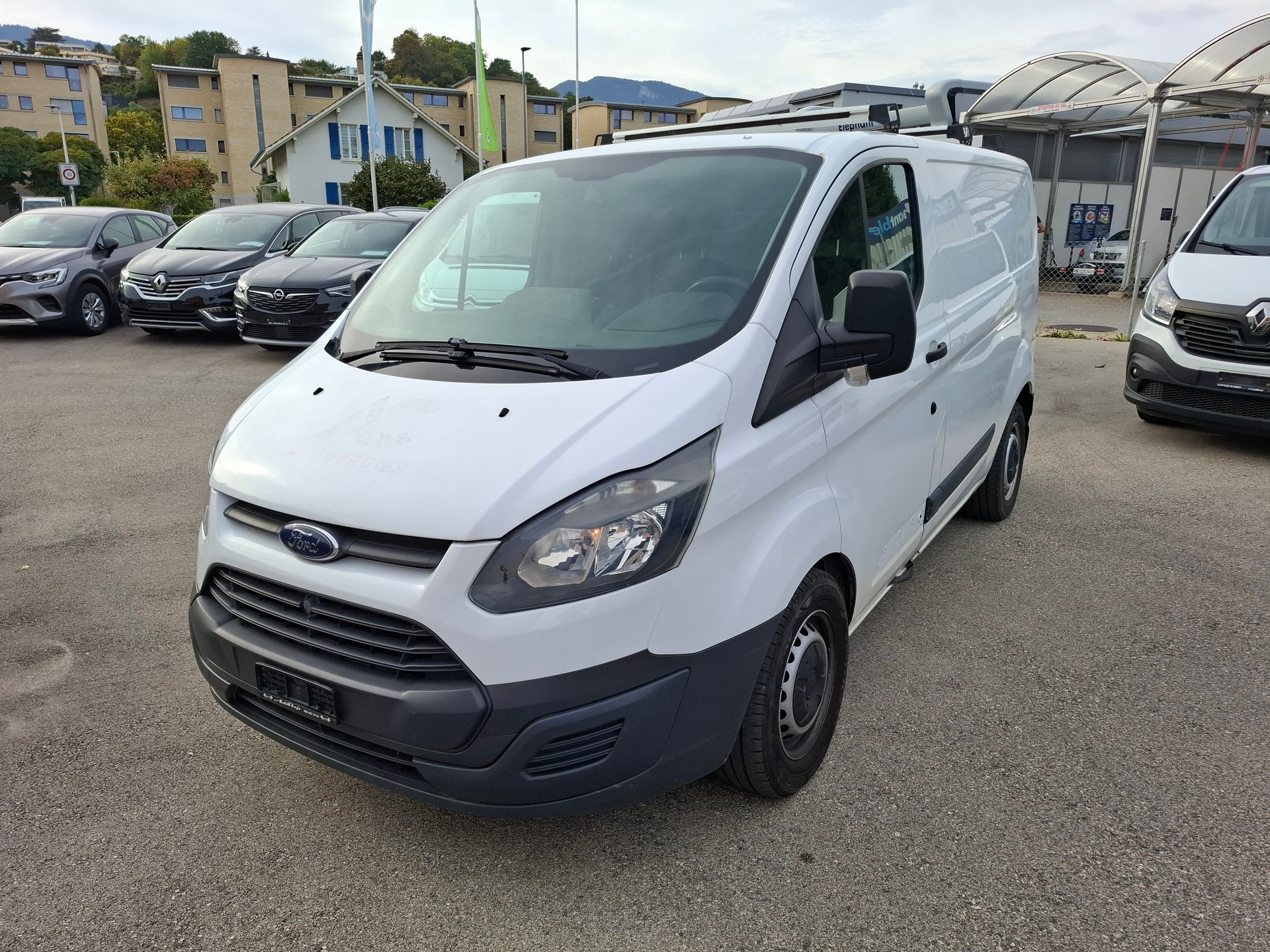 FORD Transit Custom Van 250 L1H1 Ambiente-image-0