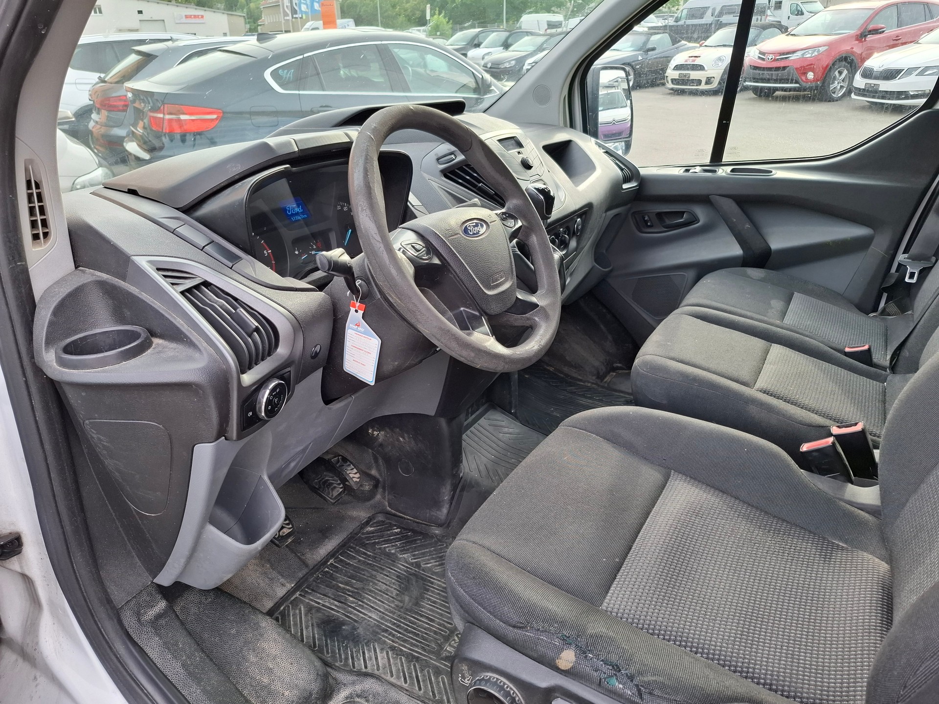 FORD Transit Custom Van 250 L1H1 Ambiente-image-7