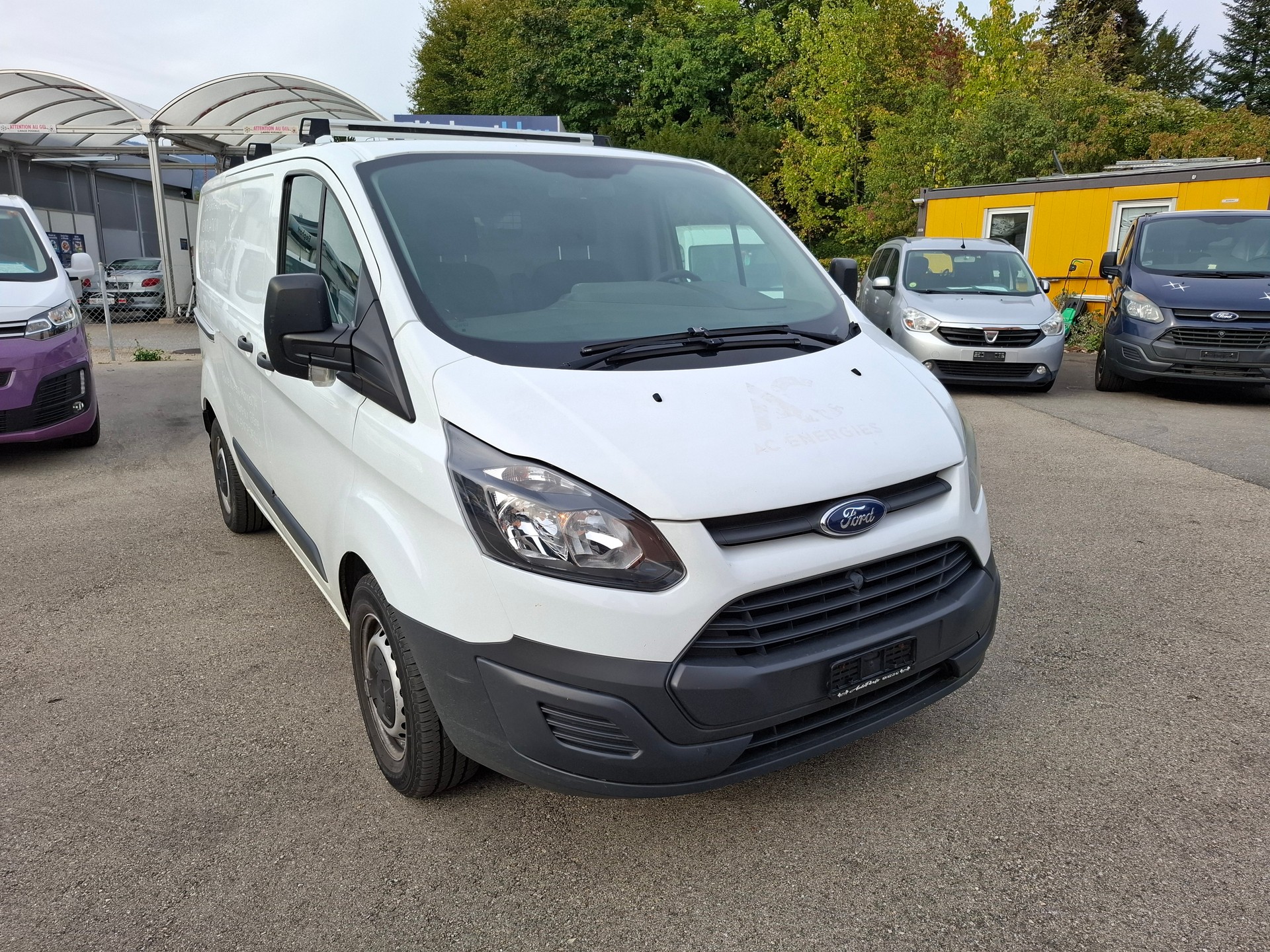 FORD Transit Custom Van 250 L1H1 Ambiente-image-2