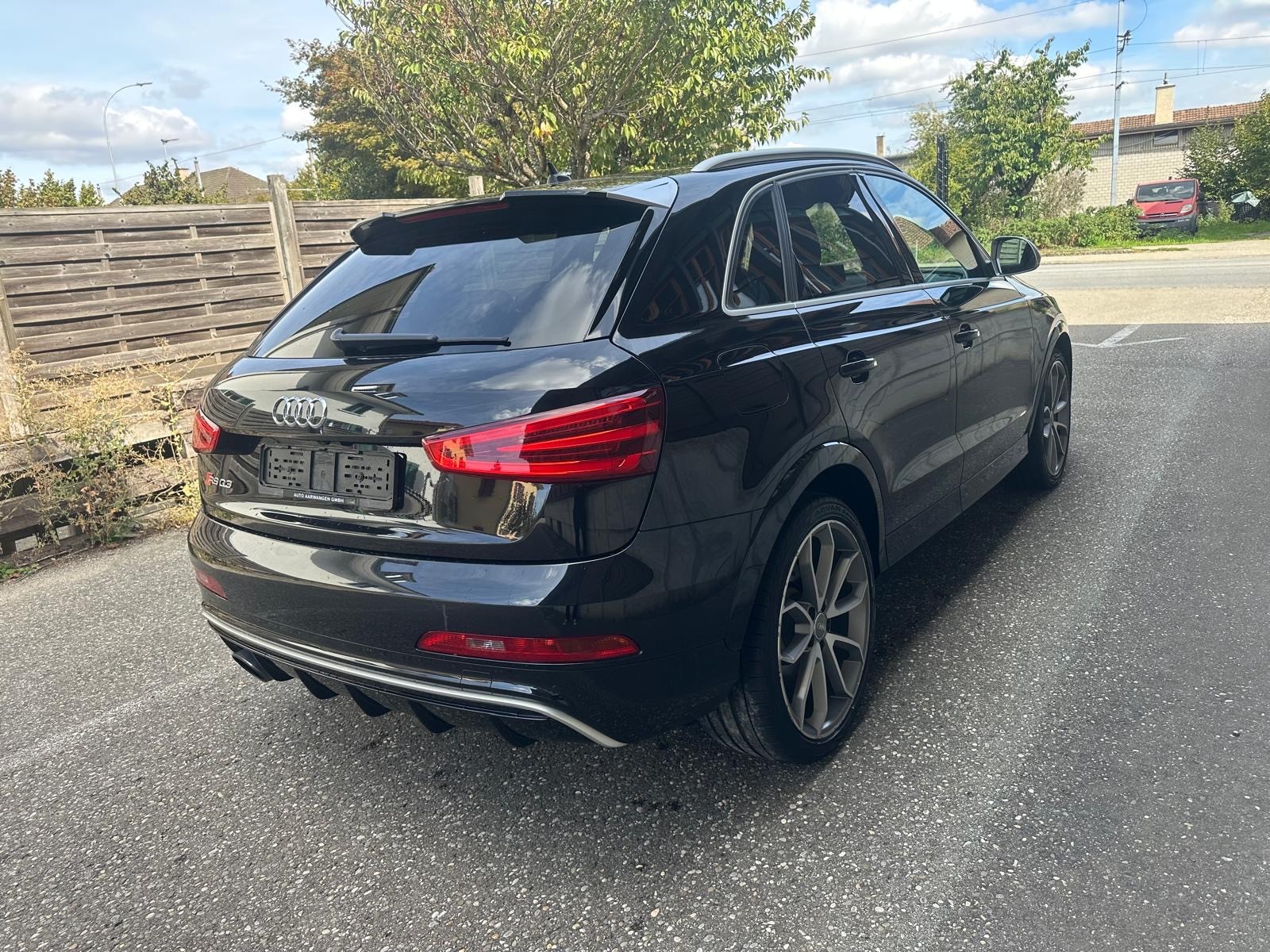 AUDI RS Q3 2.5 TFSI quattro S-tronic-image-3