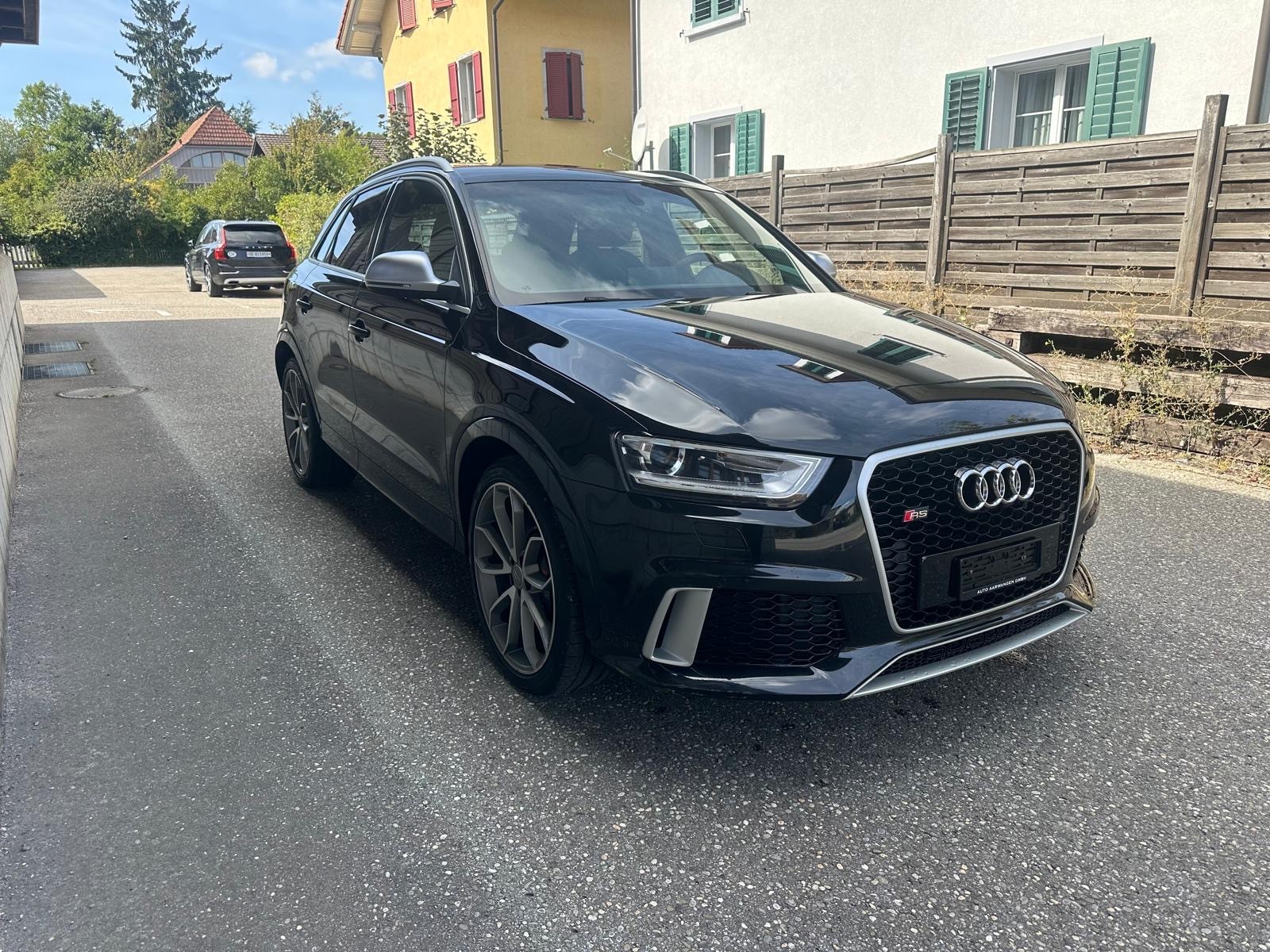 Car photo