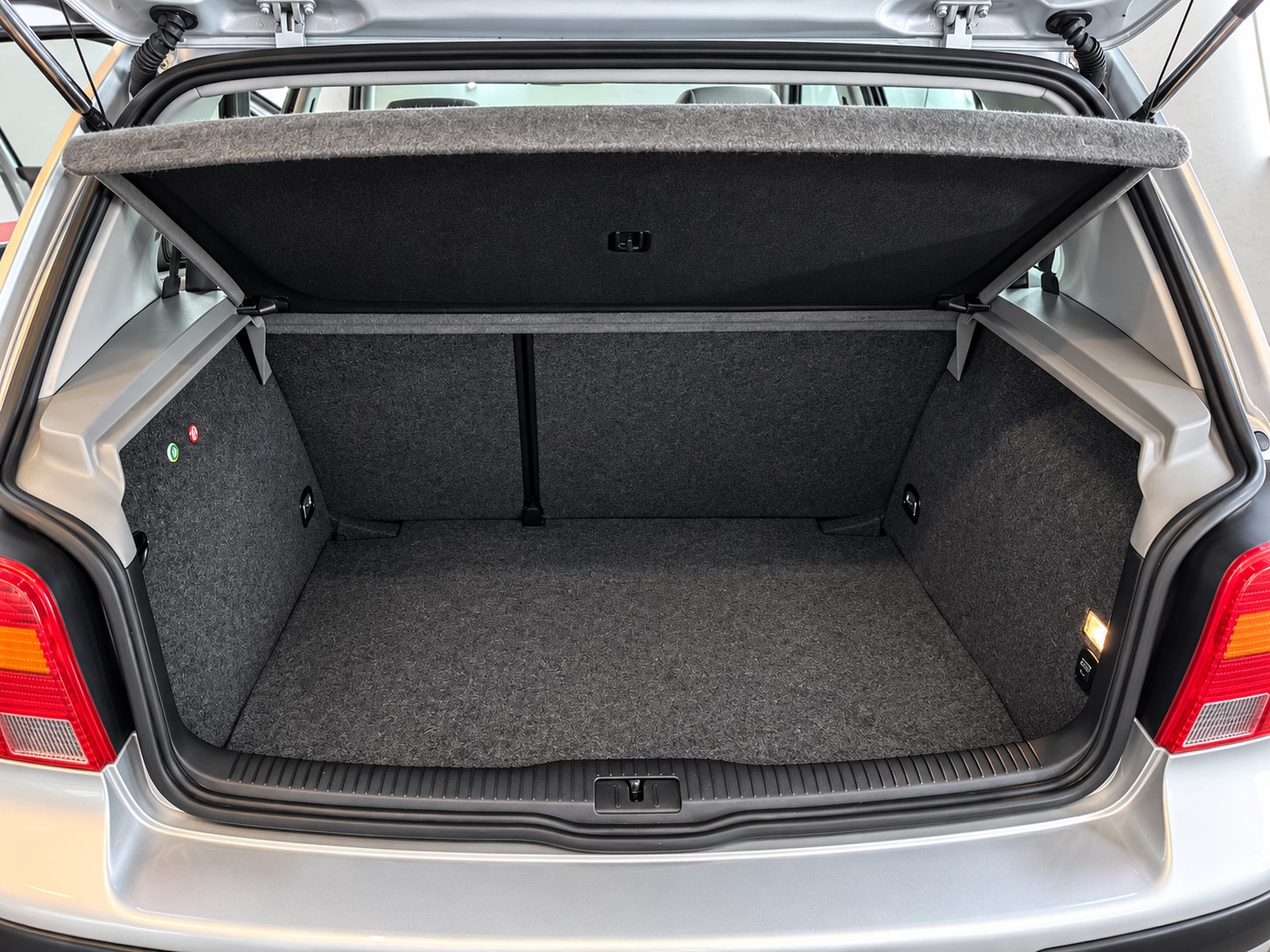 VW Golf 1.6 16V-image-10