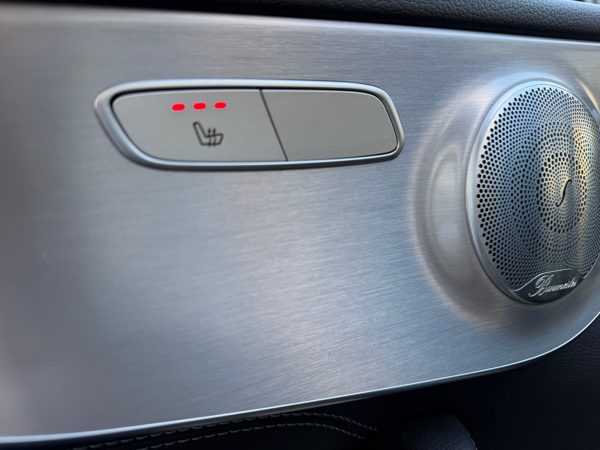 MERCEDES-BENZ C 200 Coupé 4Matic AMG Line 9G-Tronic-image-8