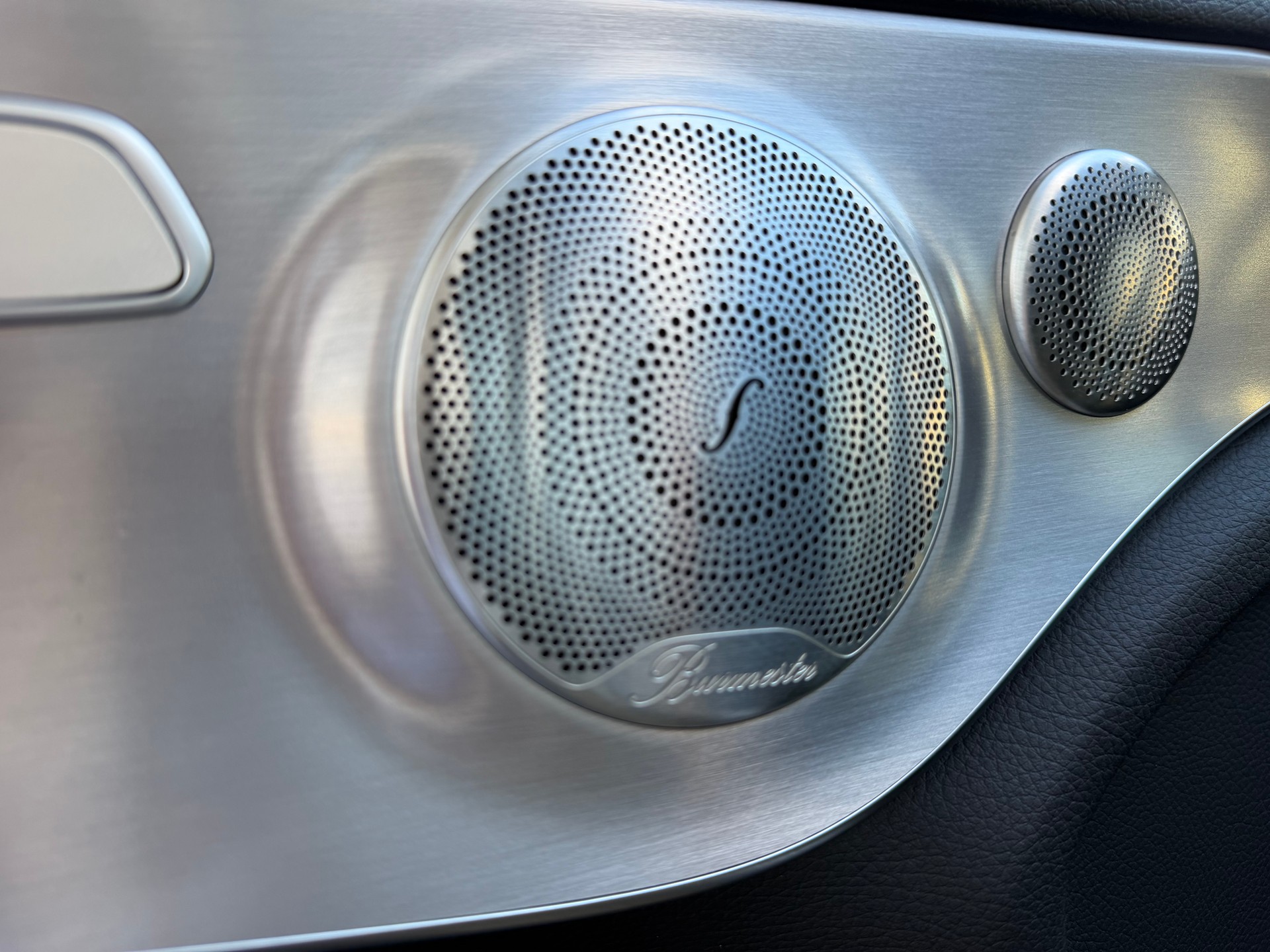 MERCEDES-BENZ C 200 Coupé 4Matic AMG Line 9G-Tronic-image-9