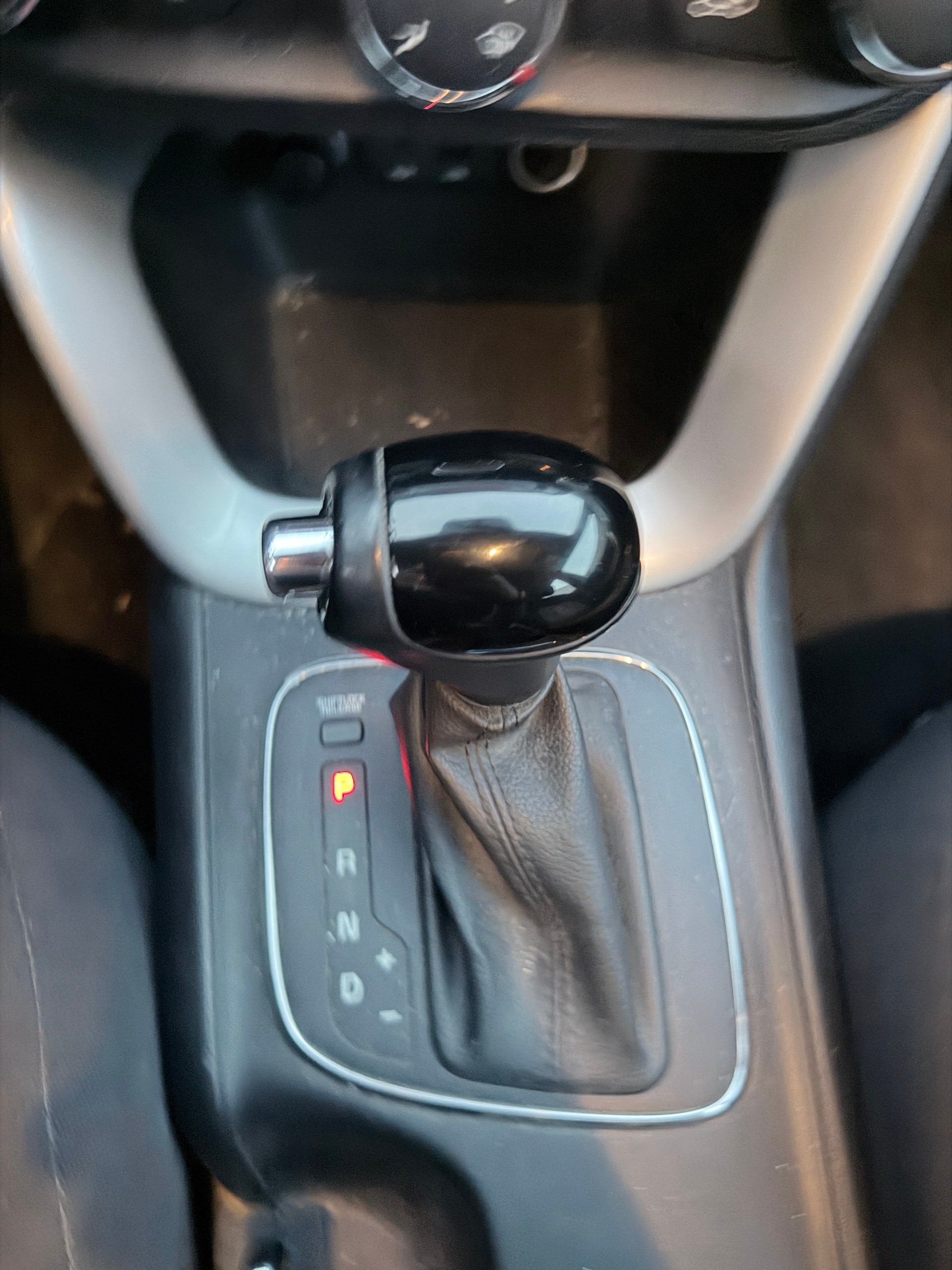 KIA Cee'd Sportswagon 1.6 GDi Trend DCT-image-9