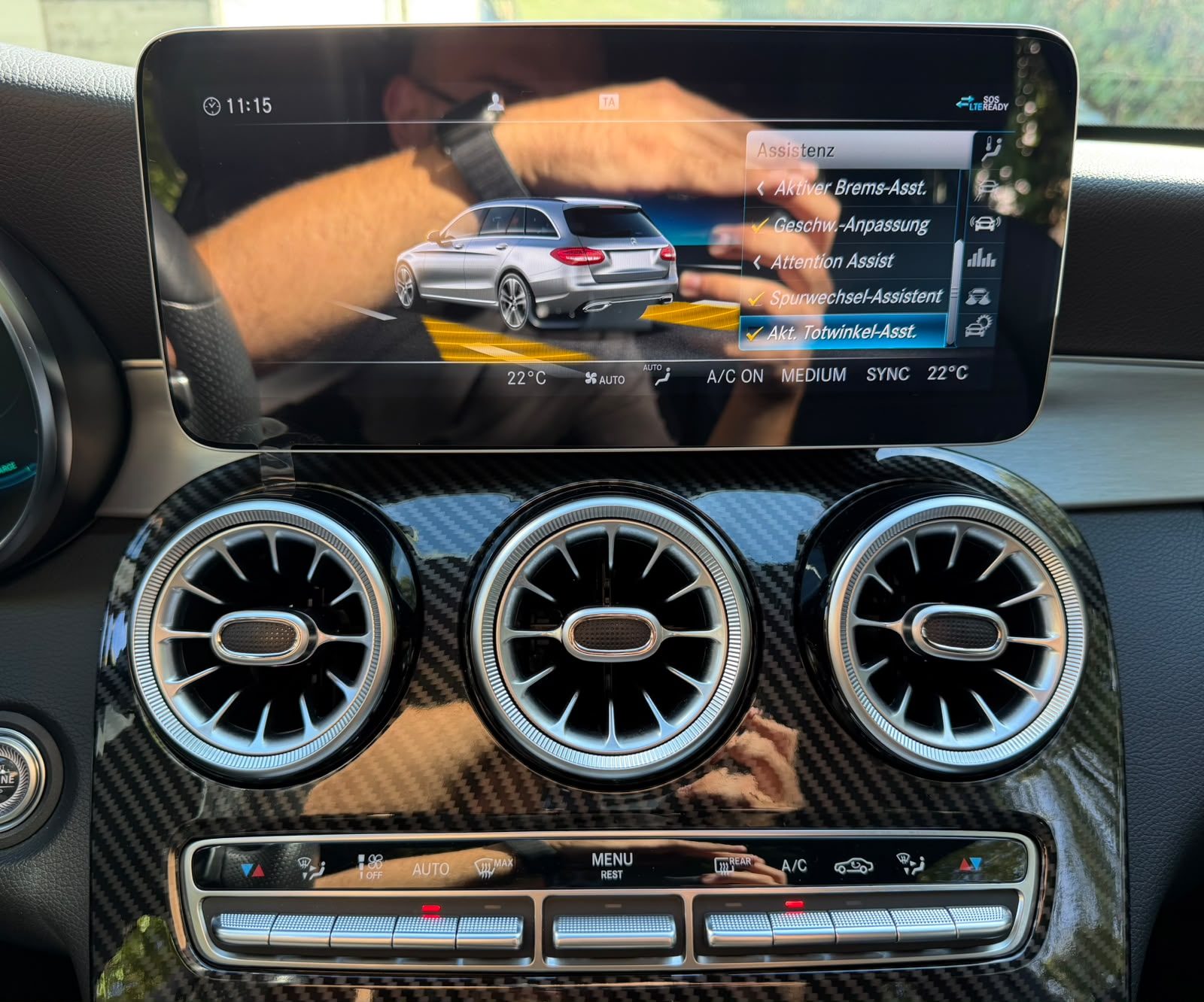 MERCEDES-BENZ C 200 Swiss Star AMG Line 4M 9G-Tronic-image-21