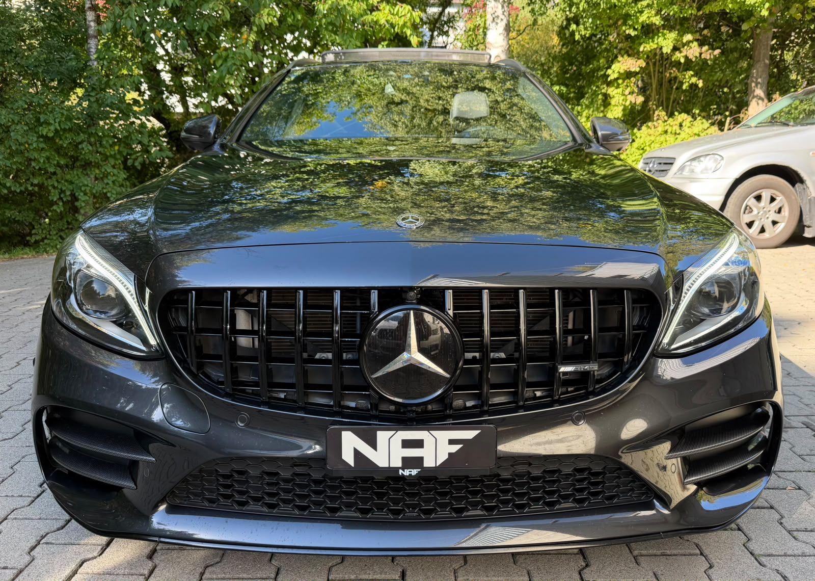 MERCEDES-BENZ C 200 Swiss Star AMG Line 4M 9G-Tronic-image-7