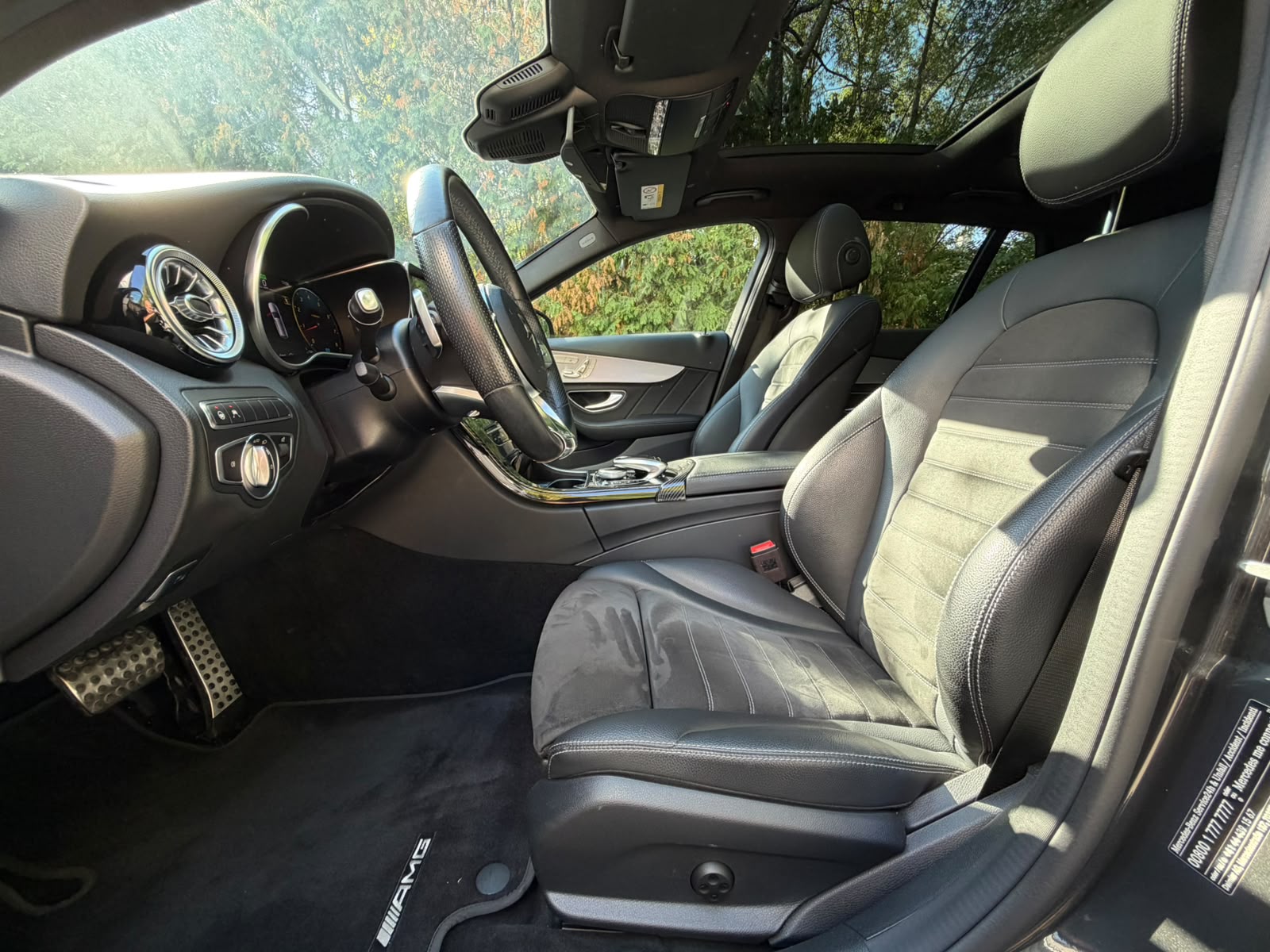 MERCEDES-BENZ C 200 Swiss Star AMG Line 4M 9G-Tronic-image-10
