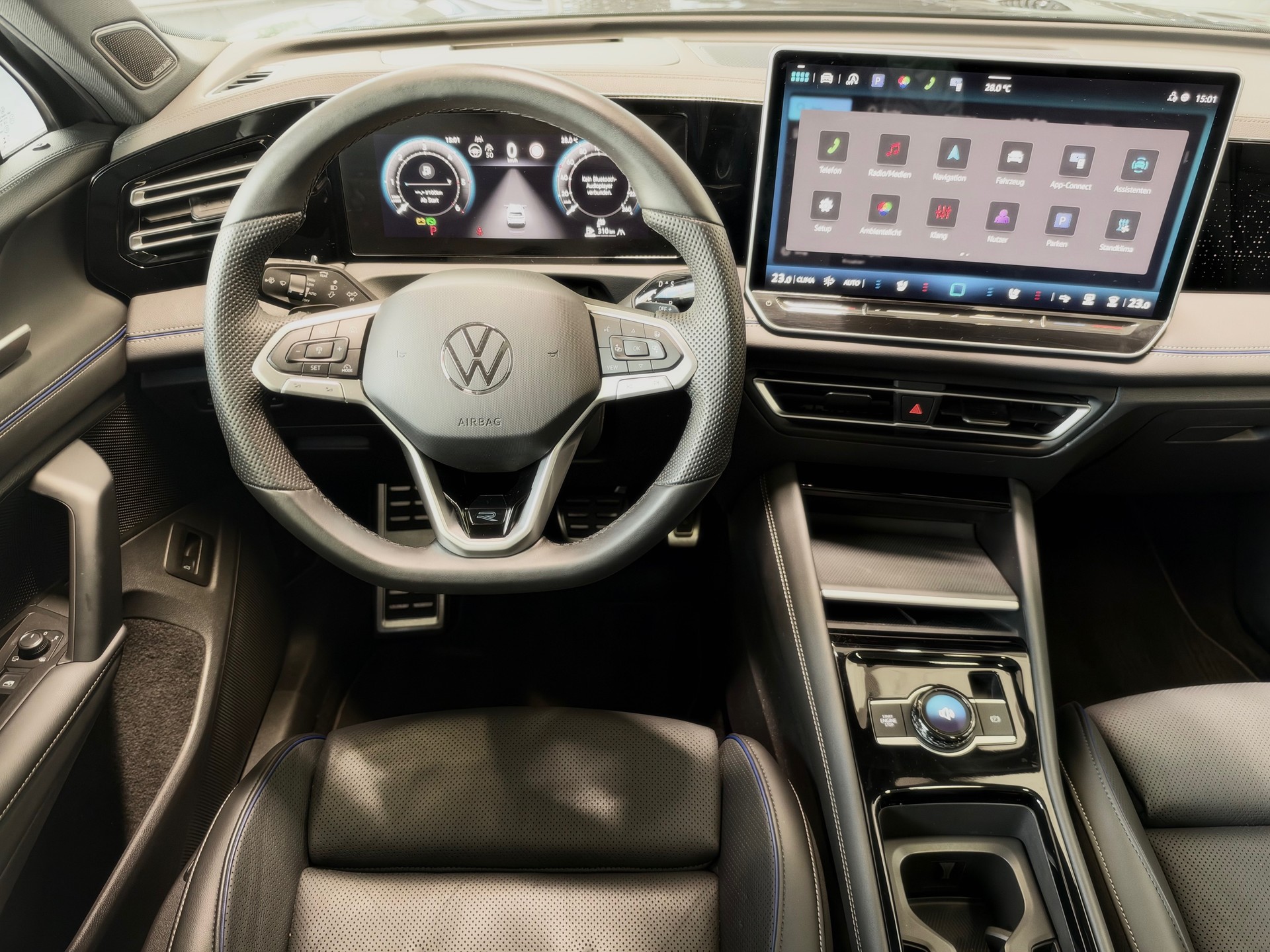 VW Tiguan 2.0 TDI SCR R-Line 4Motion DSG-image-13