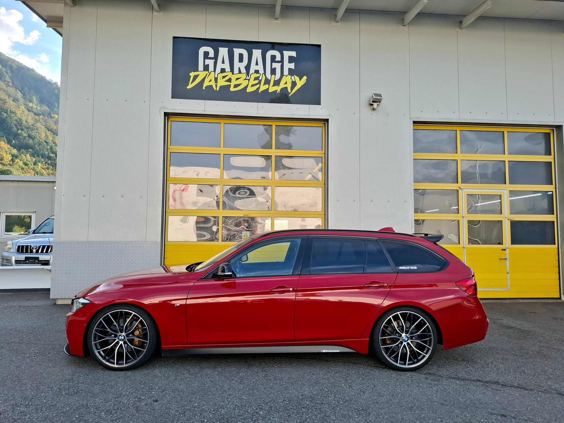 BMW 340i xDrive Touring M Sport Steptronic-image-8