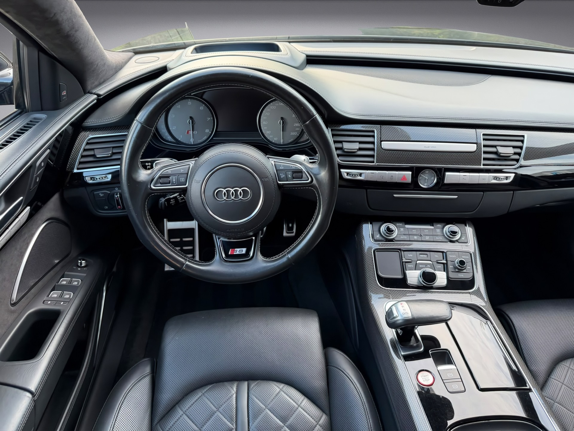 AUDI S8 4.0 TFSI V8 plus quattro tiptronic * 605 PS * Facelift * Carbon Paket * Standheizung *-image-7