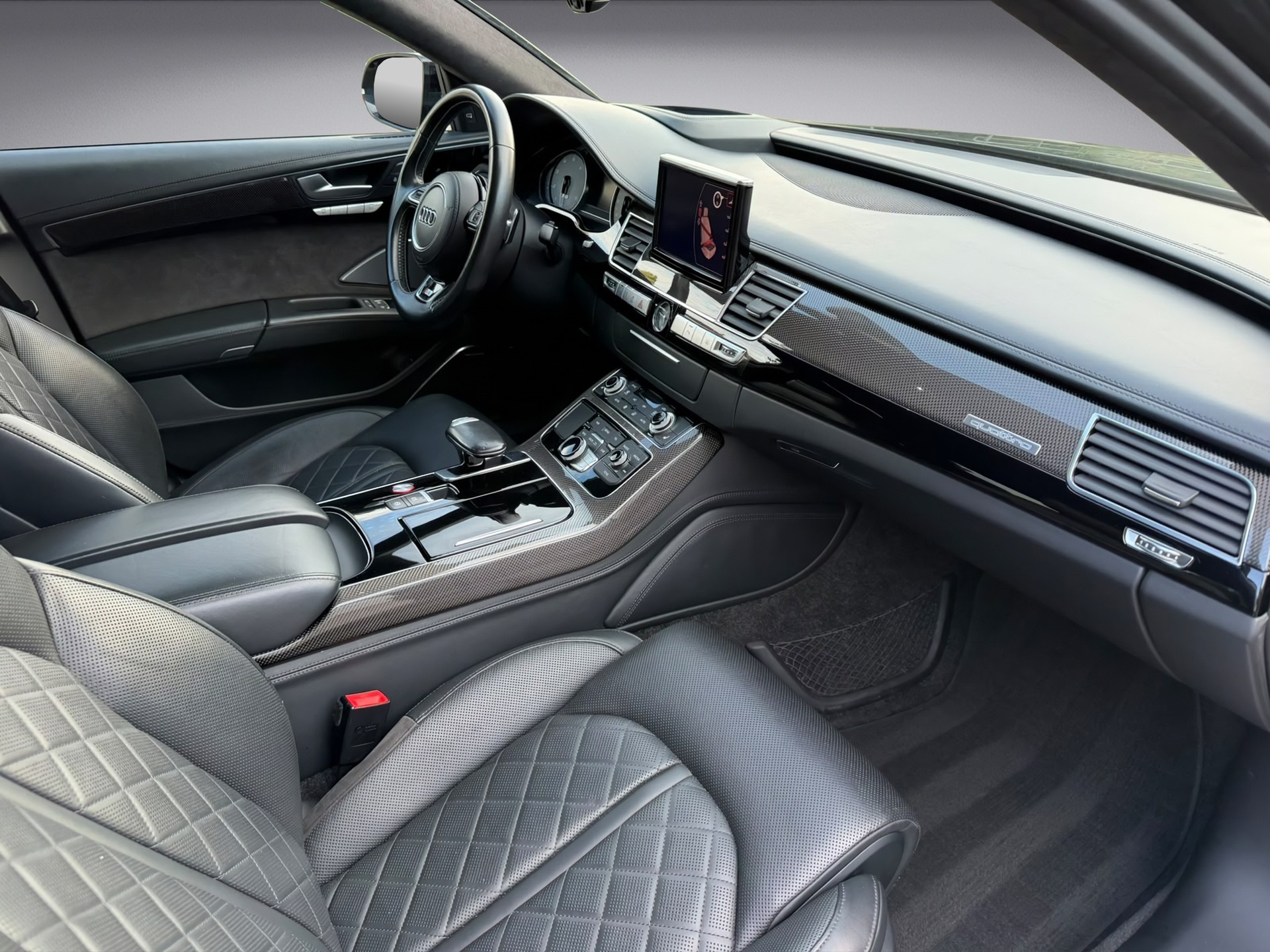 AUDI S8 4.0 TFSI V8 plus quattro tiptronic * 605 PS * Facelift * Carbon Paket * Standheizung *-image-13