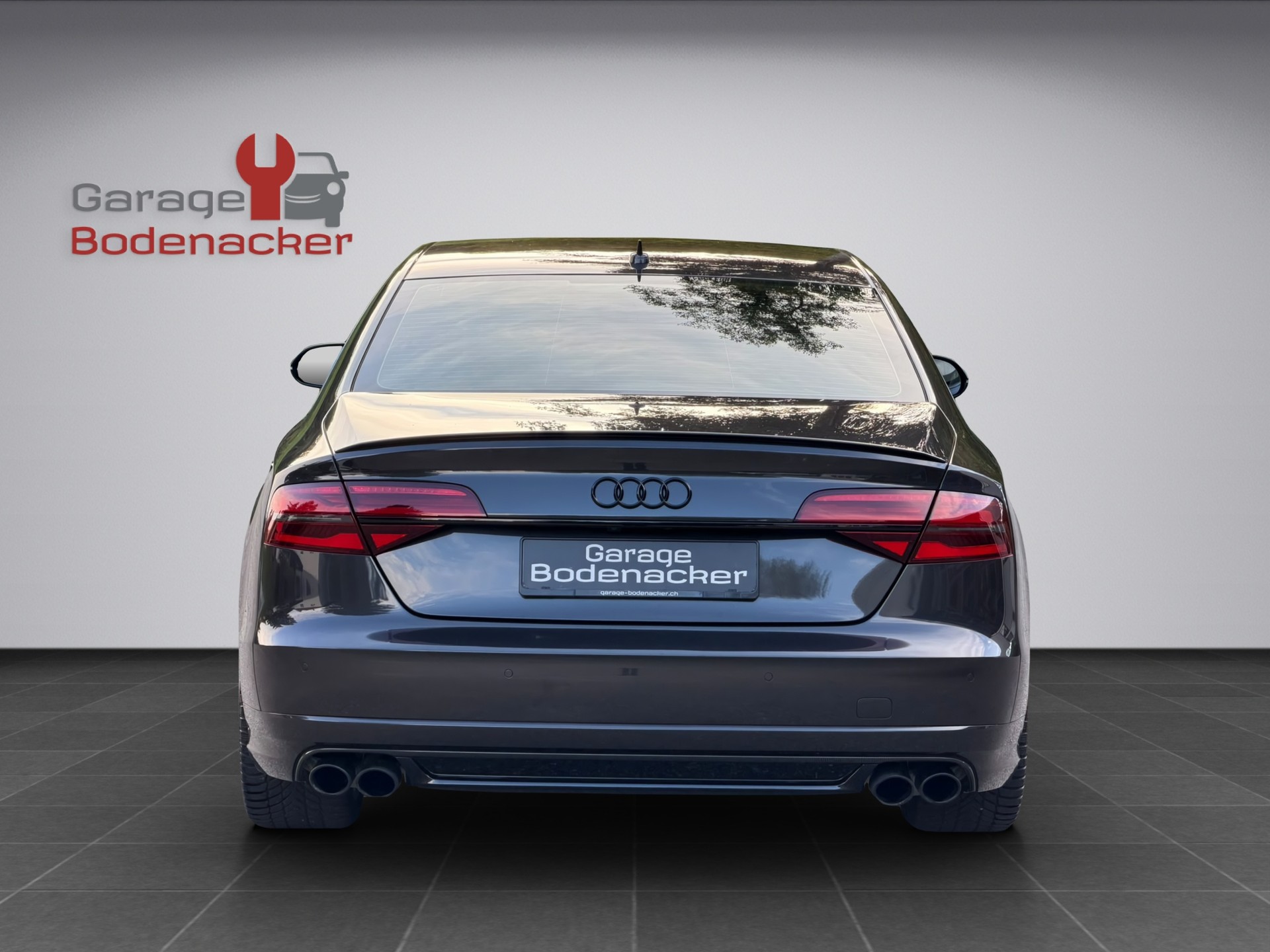 AUDI S8 4.0 TFSI V8 plus quattro tiptronic * 605 PS * Facelift * Carbon Paket * Standheizung *-image-16