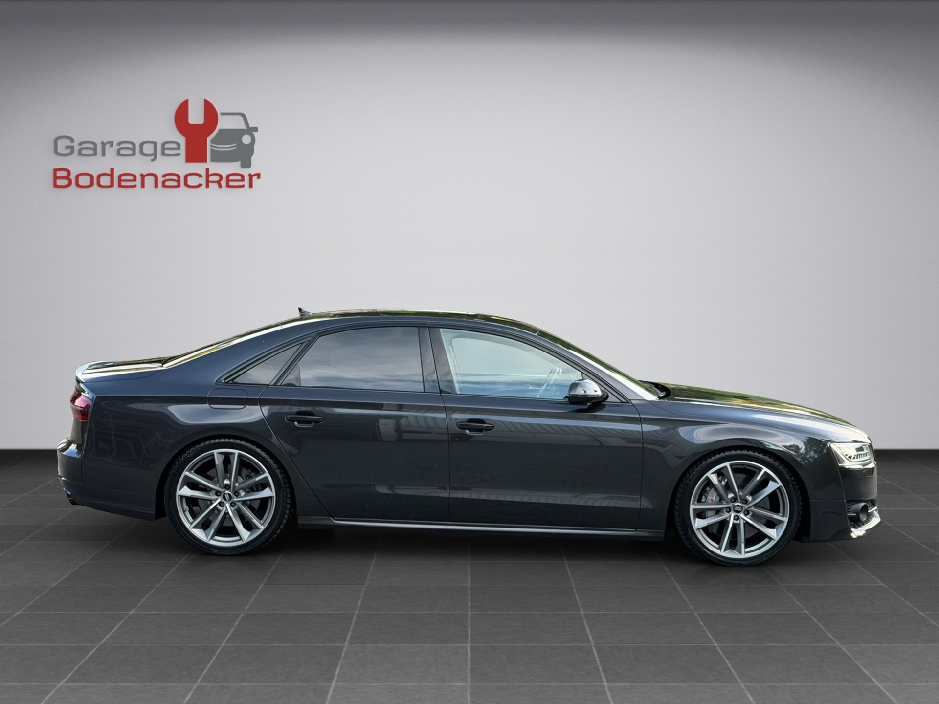 AUDI S8 4.0 TFSI V8 plus quattro tiptronic * 605 PS * Facelift * Carbon Paket * Standheizung *-image-5