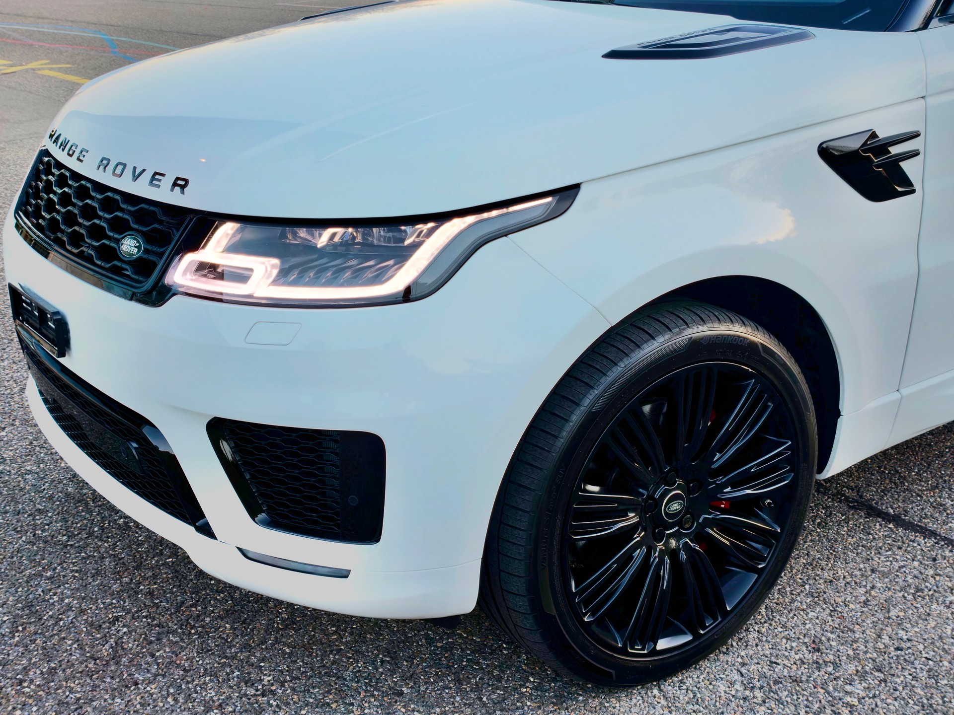 LAND ROVER 5.0 V8 SC HSE Dynamic-image-14