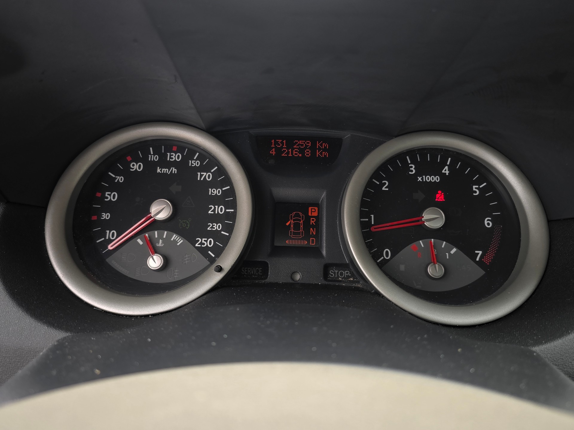 RENAULT Mégane C-C 2.0 16V Automat-image-17