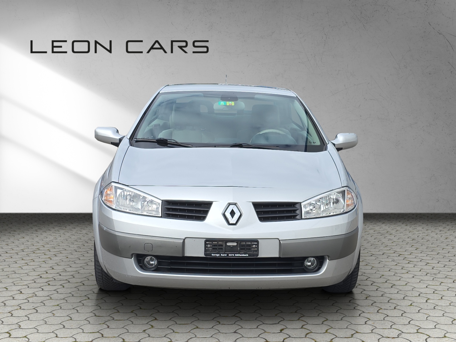 RENAULT Mégane C-C 2.0 16V Automat-image-1