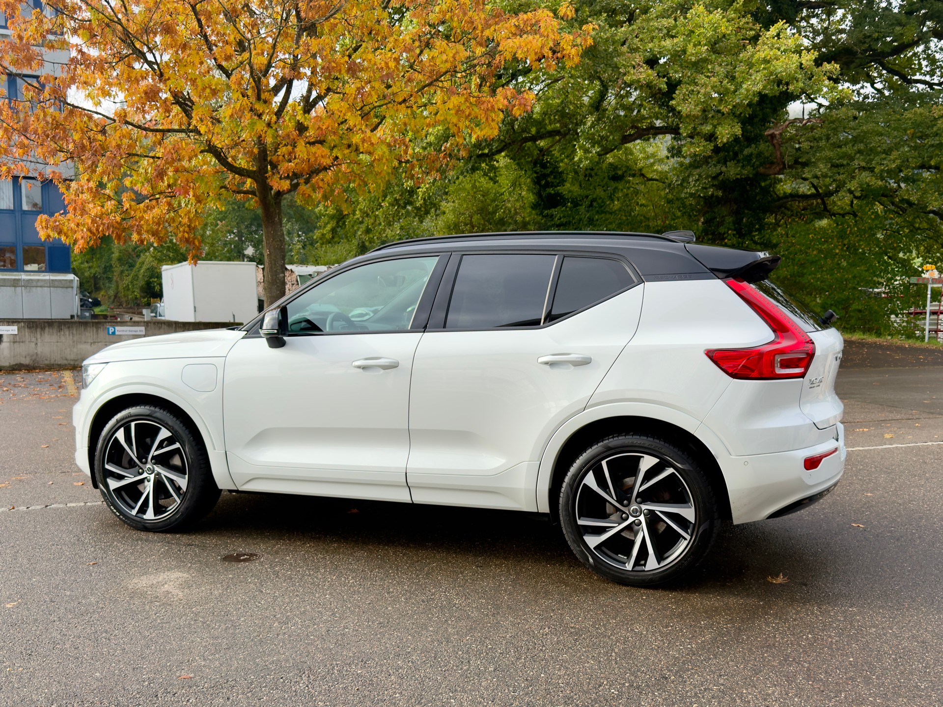 VOLVO XC40 1.5 T5 TE R-Design-image-4