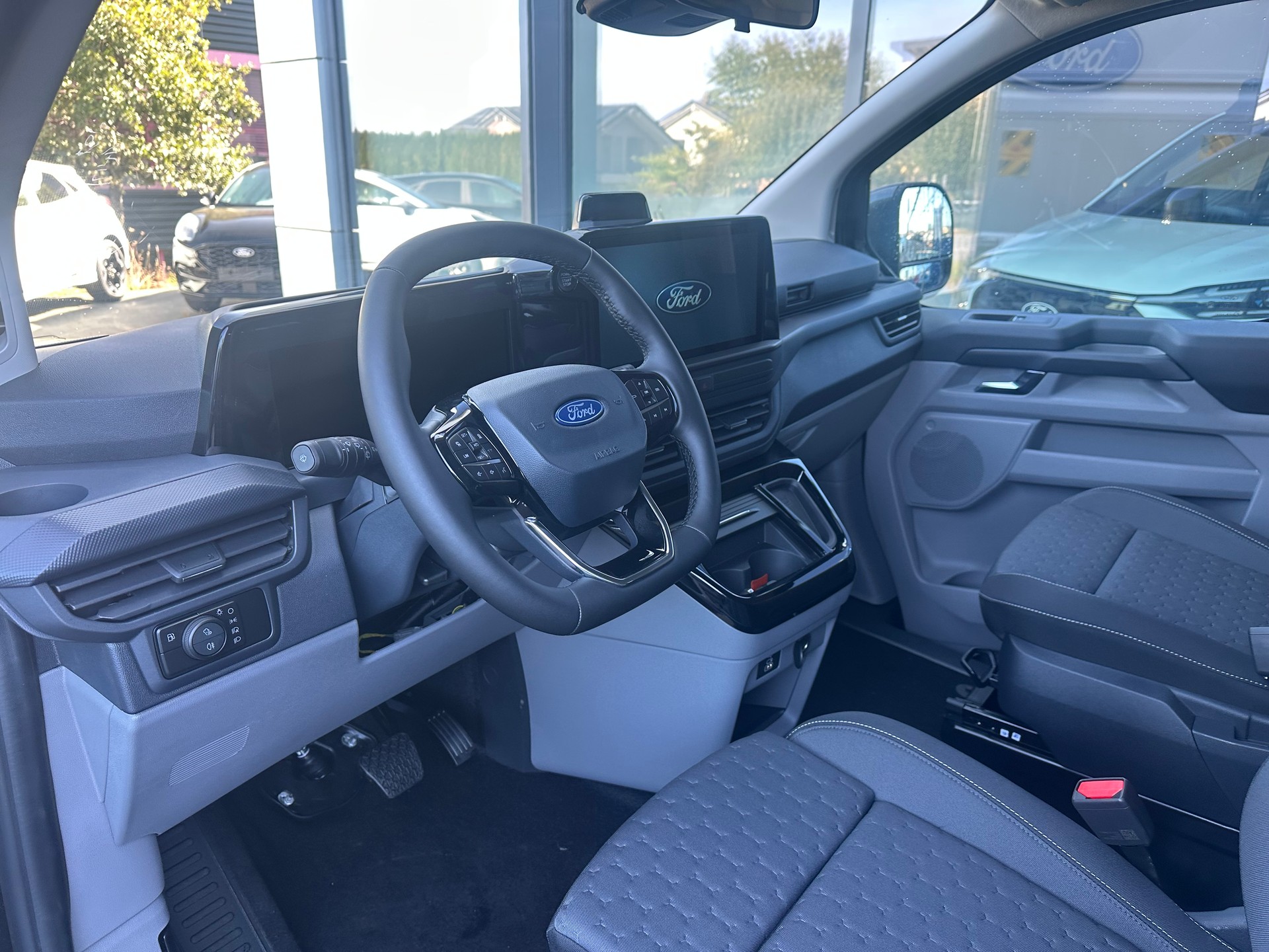 FORD Transit C combi 340 L1 2.5 Dur PHEV/Aut.-image-16