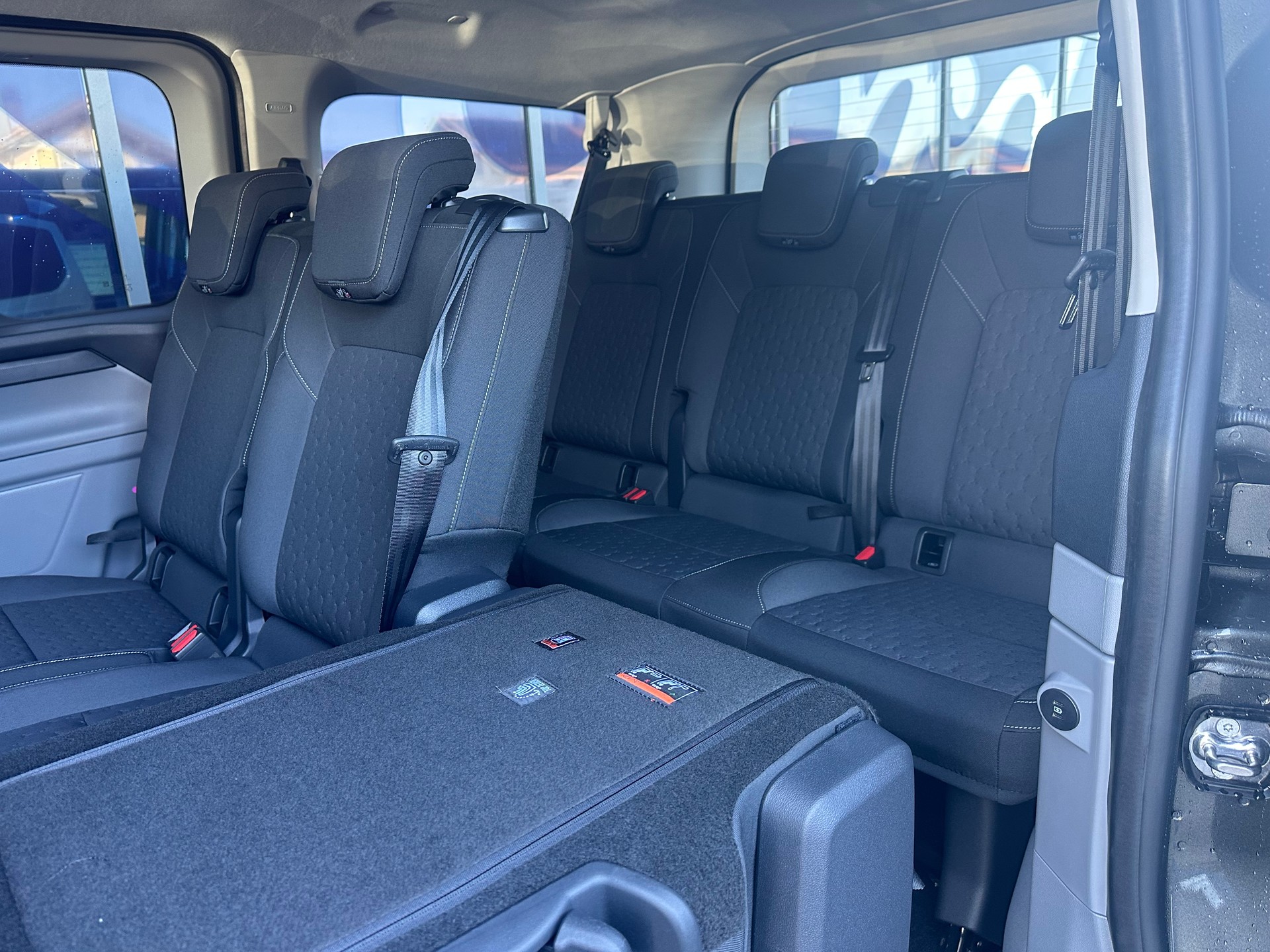 FORD Transit C combi 340 L1 2.5 Dur PHEV/Aut.-image-22