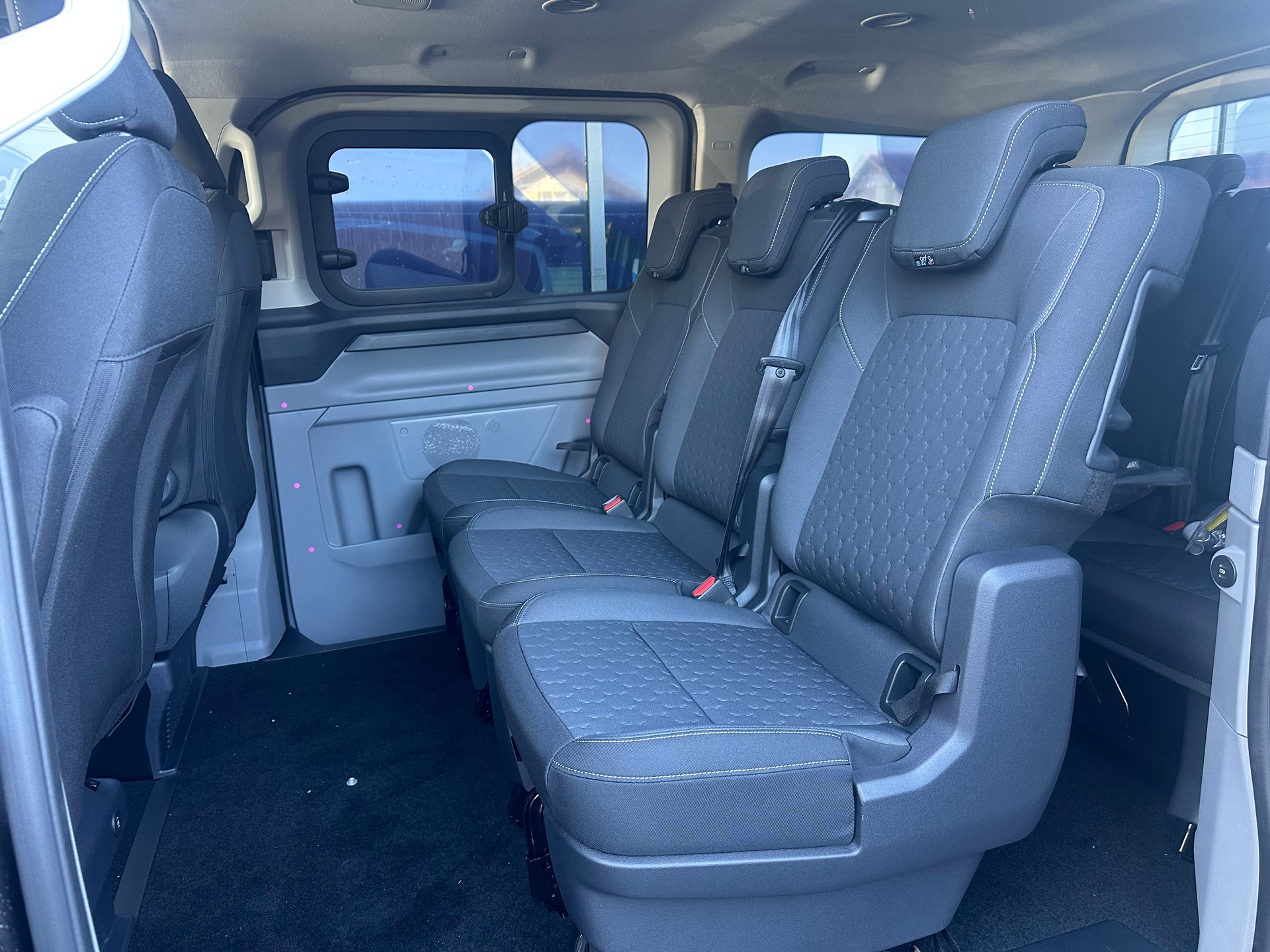 FORD Transit C combi 340 L1 2.5 Dur PHEV/Aut.-image-18
