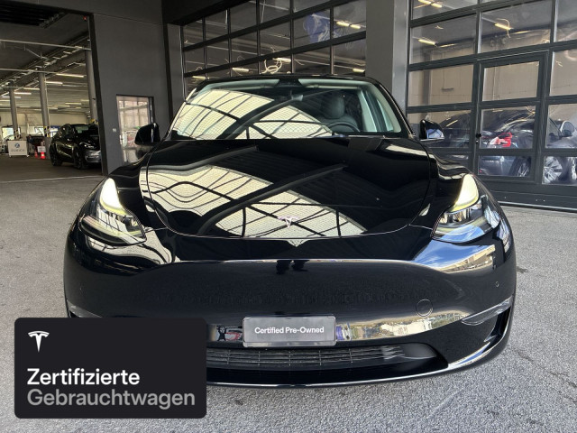 TESLA Model Y Long Range AWD-image-2