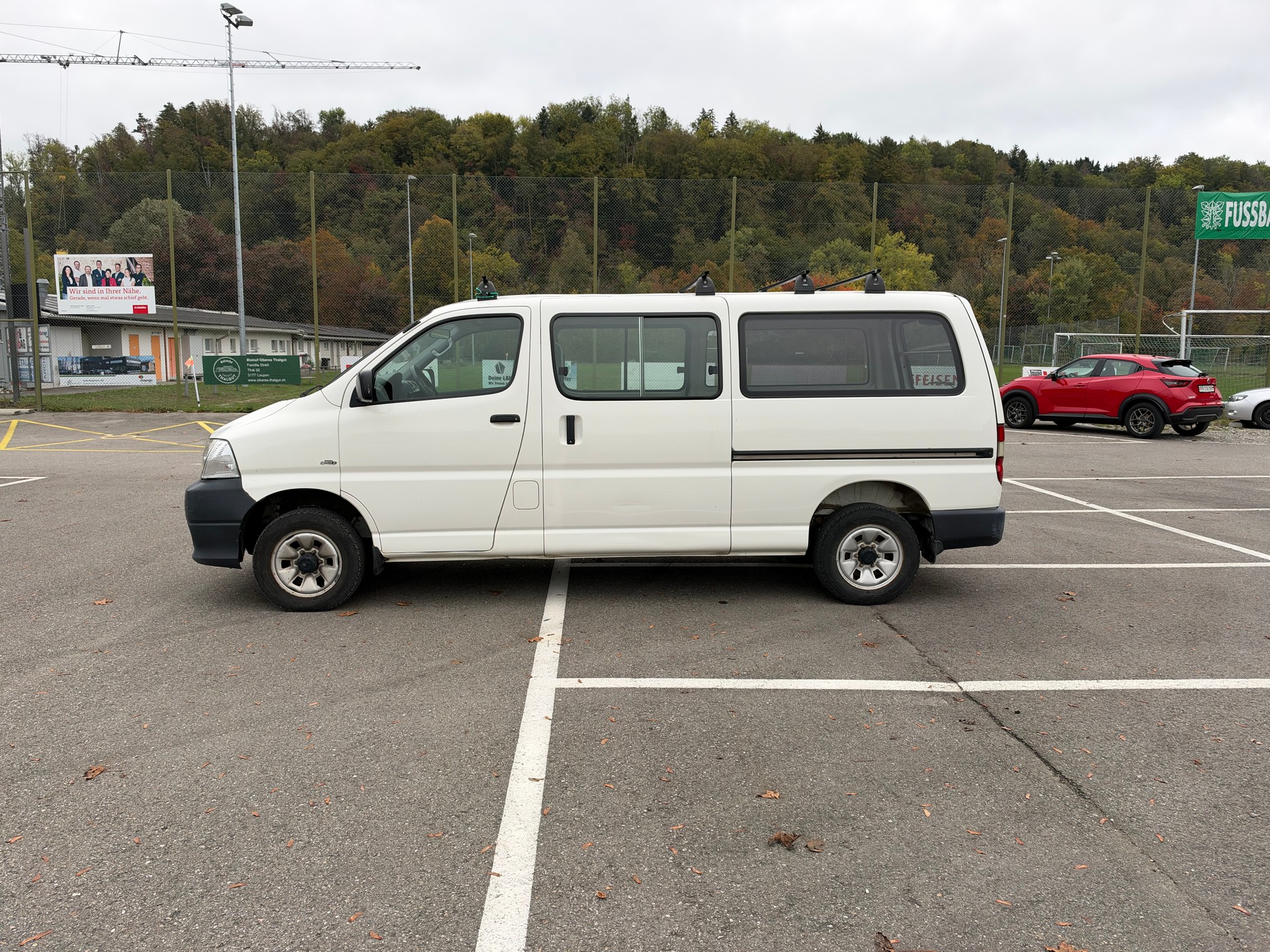 TOYOTA Hiace D-4D Kombi 4WD SWB-image-4