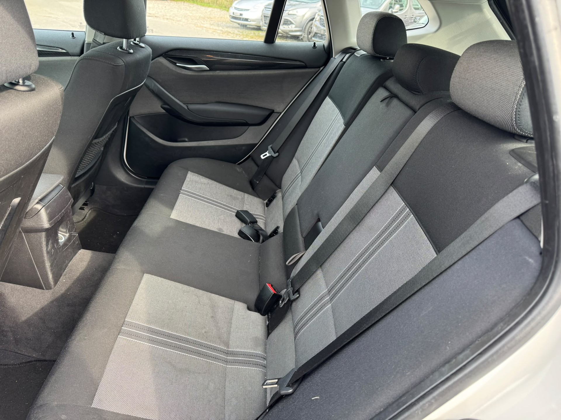 BMW X1 xDrive 20i Steptronic-image-10