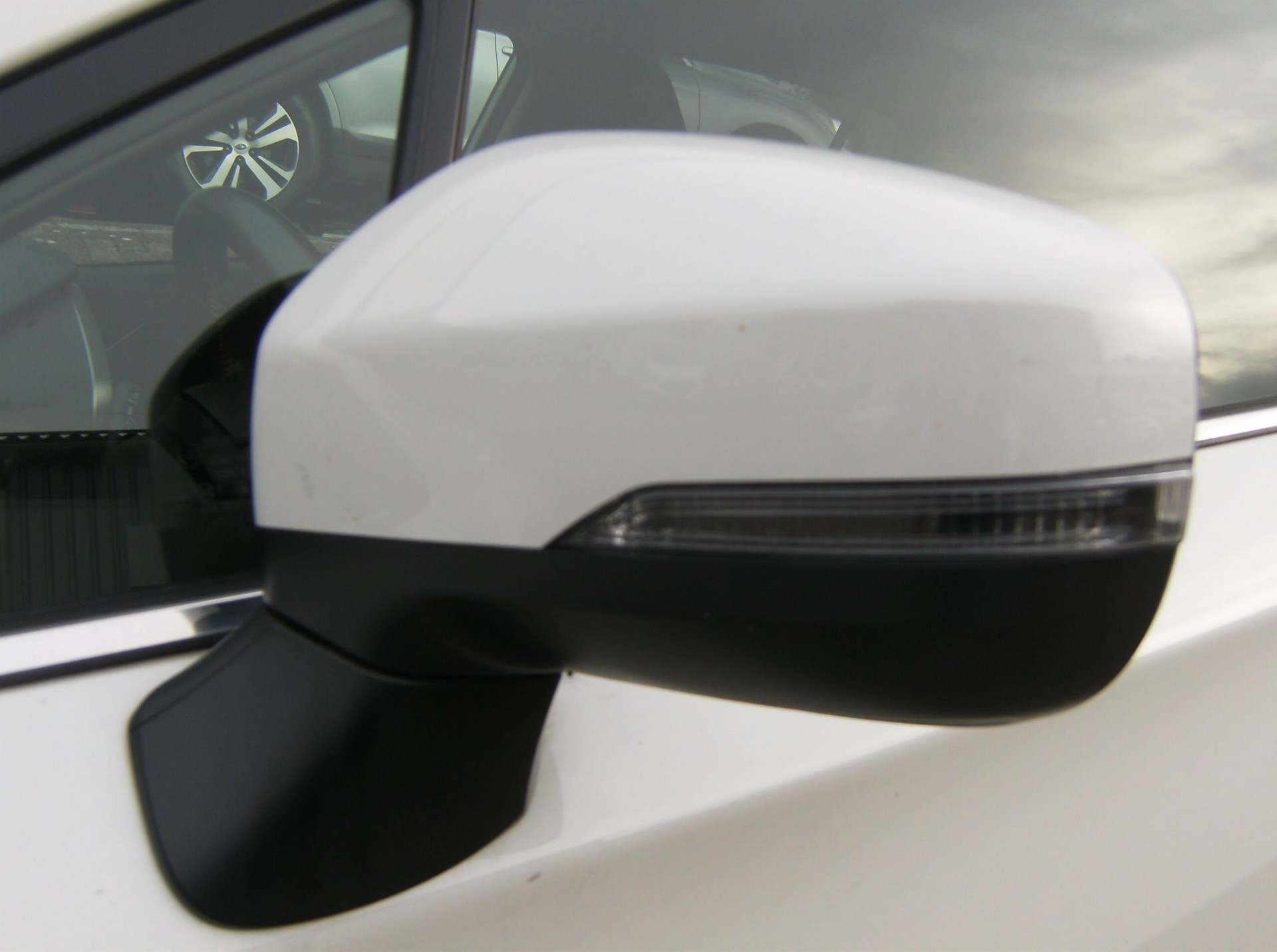 SUBARU XV 2.0 Swiss Plus AWD Lineartronic-image-7