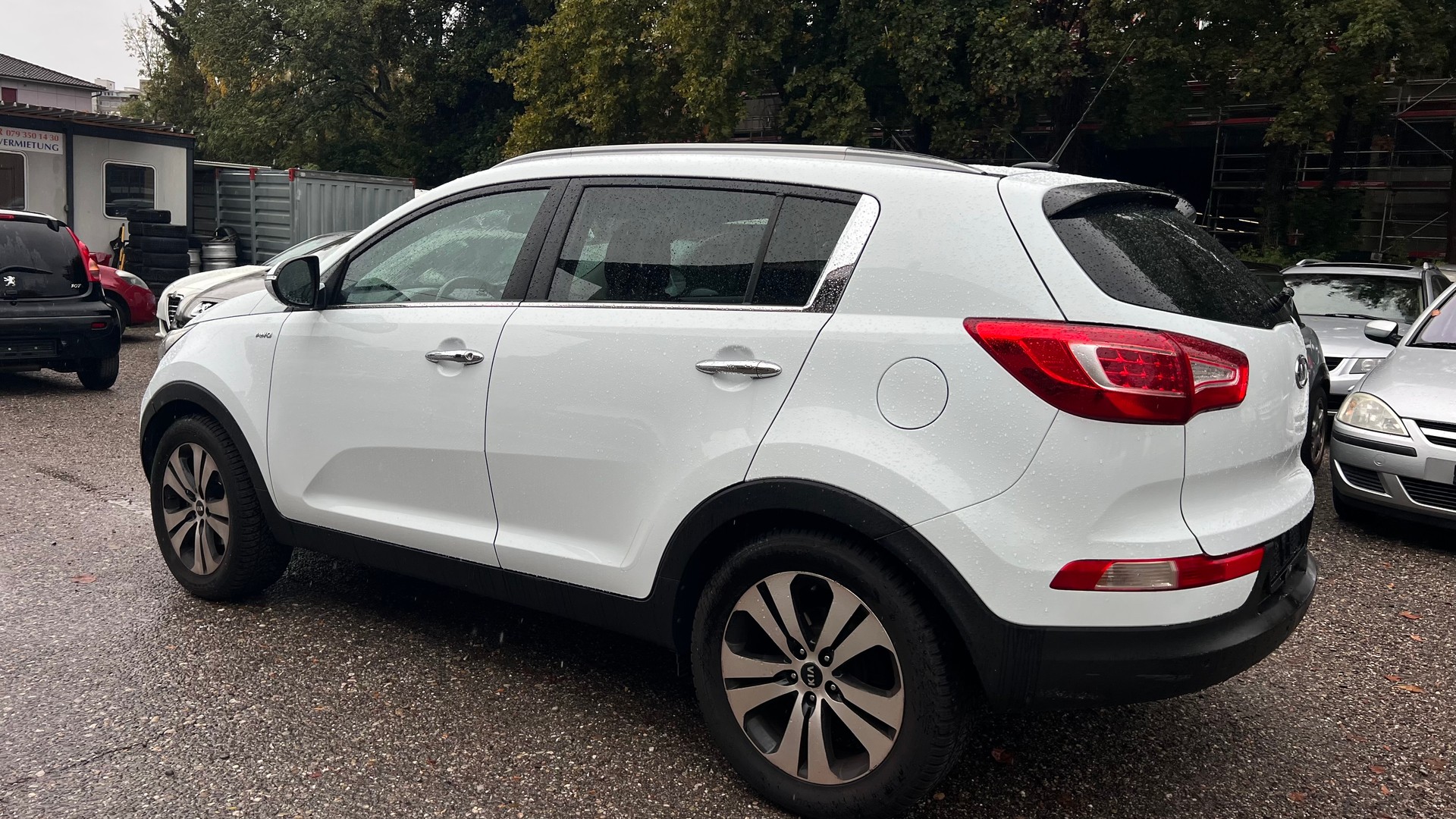 KIA Sportage 2.0 Trend 4WD Automatic-image-4