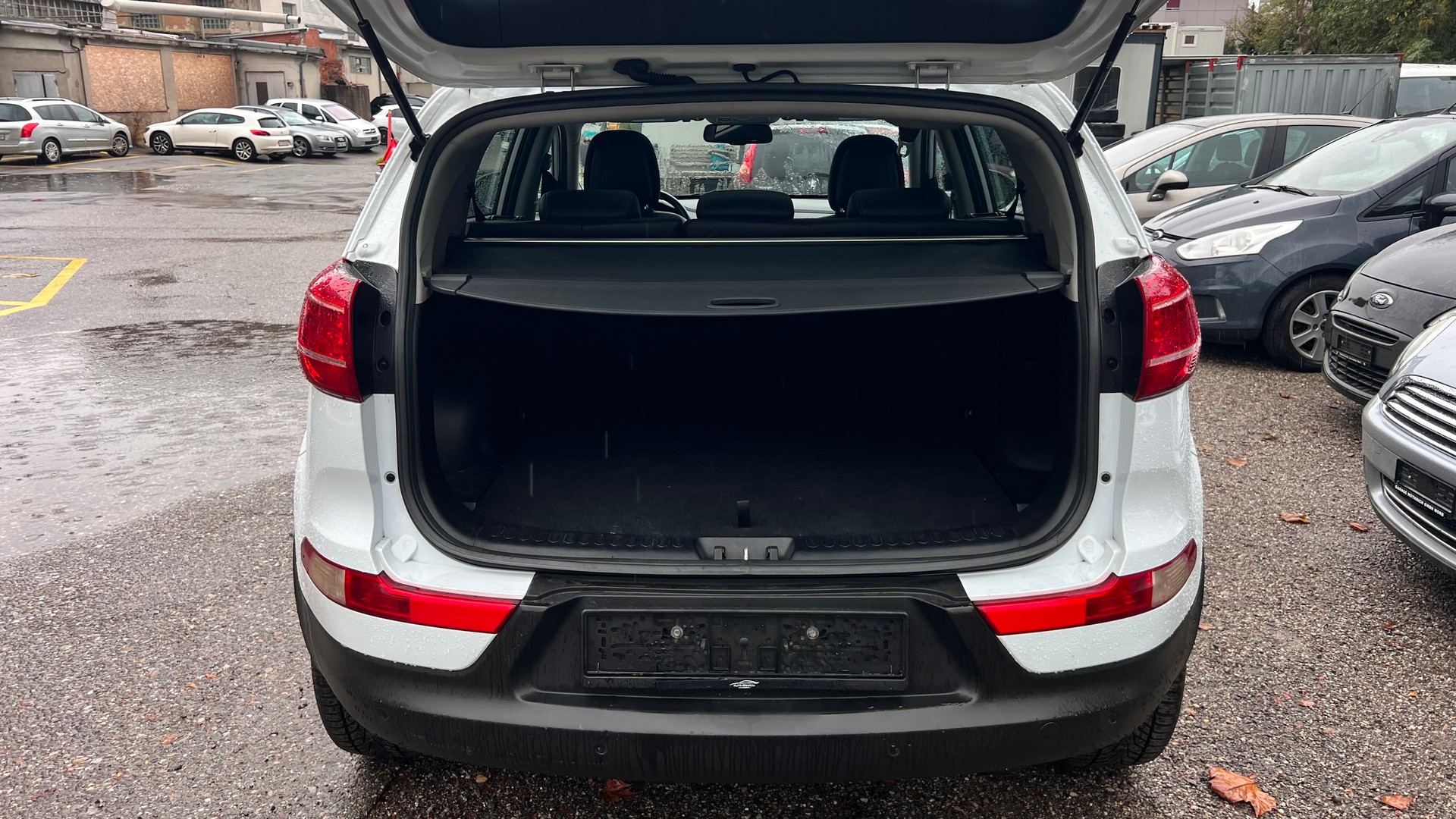 KIA Sportage 2.0 Trend 4WD Automatic-image-6