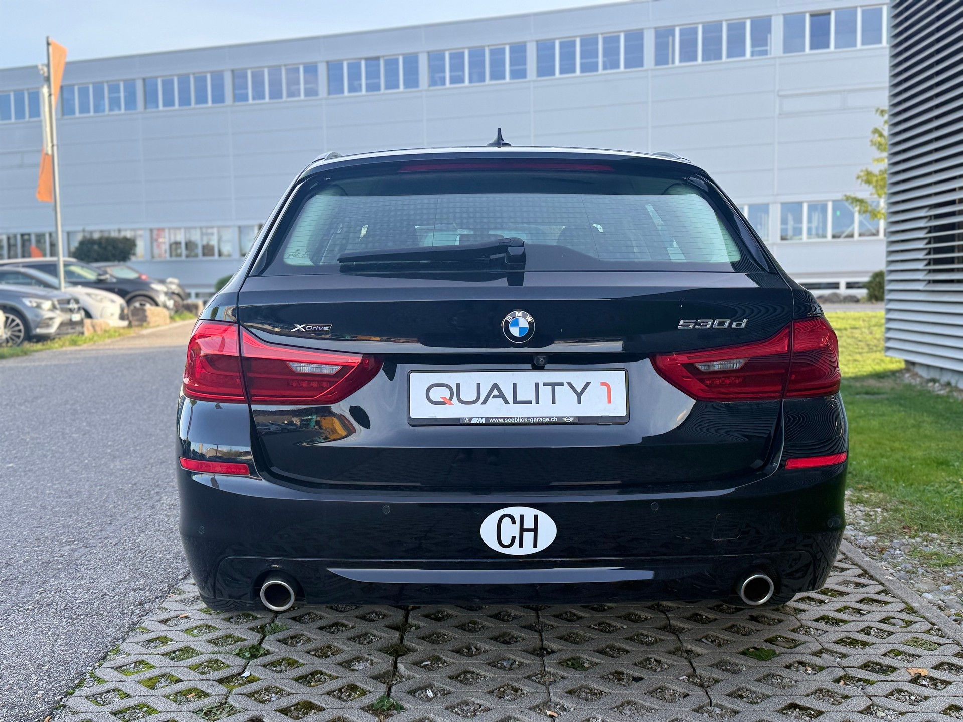 BMW 530d xDrive Touring Sport Line Steptronic-image-9