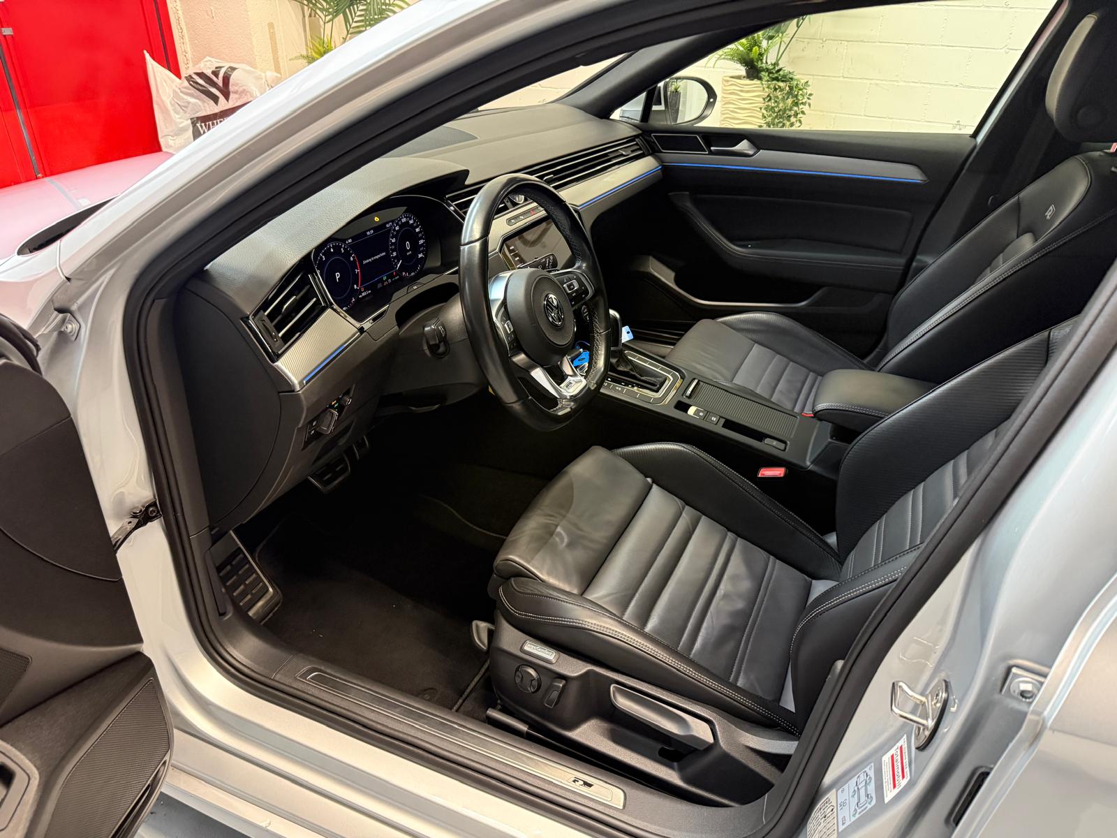 VW Passat Variant 2.0 TSI BMT Highline 4Motion DSG-image-8