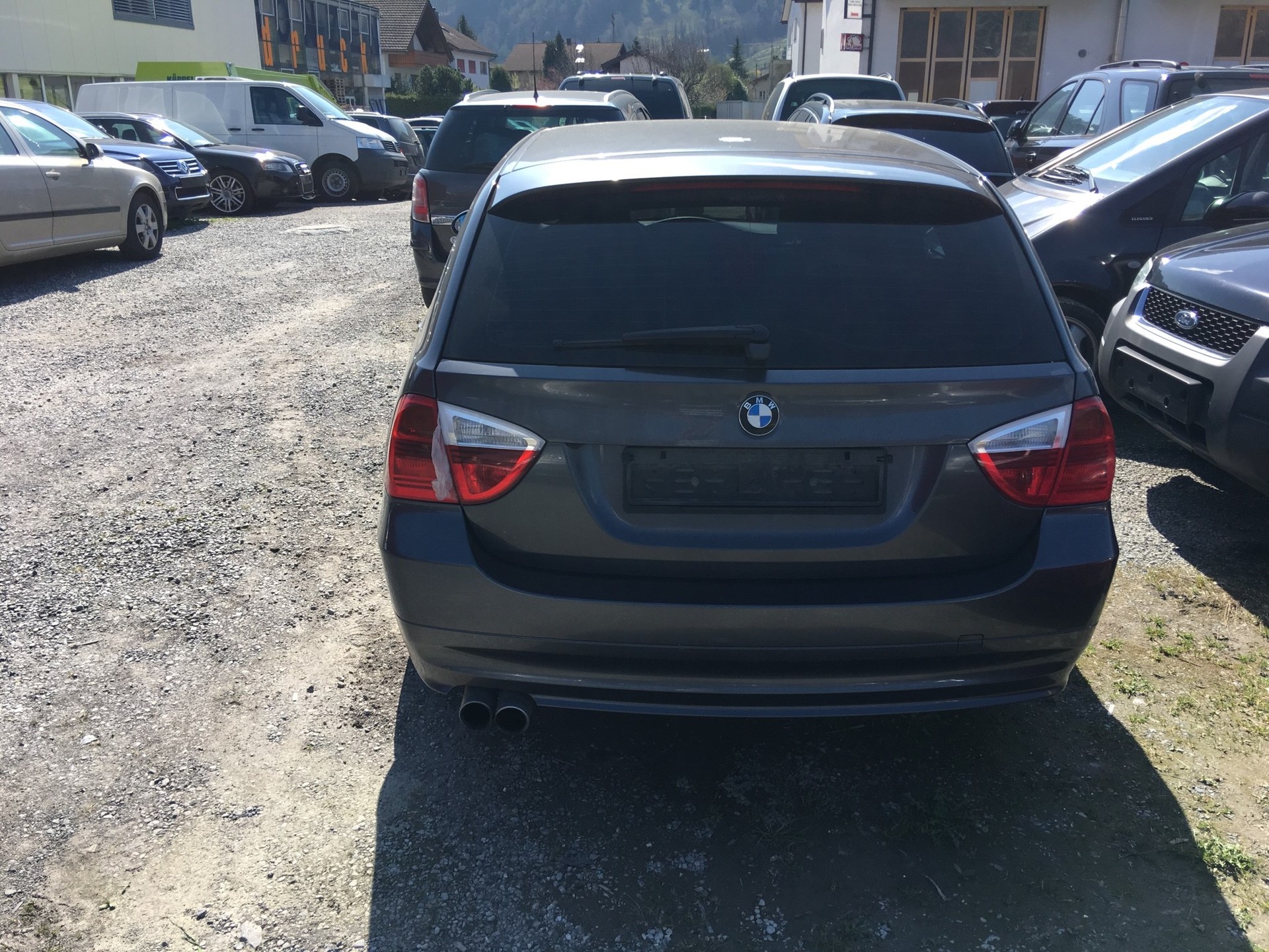 BMW 330xi Touring Steptronic-image-6