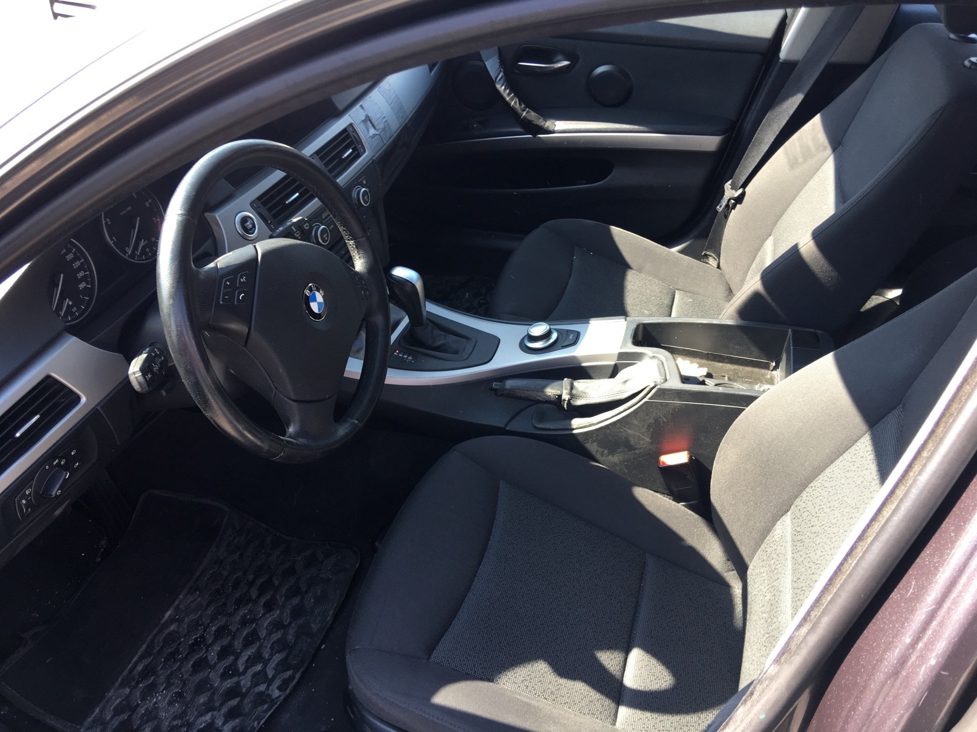BMW 330xi Touring Steptronic-image-7