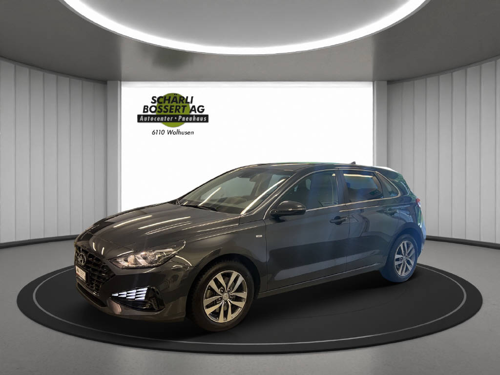 HYUNDAI i30 1.5 T-GDi Amplia-image-0