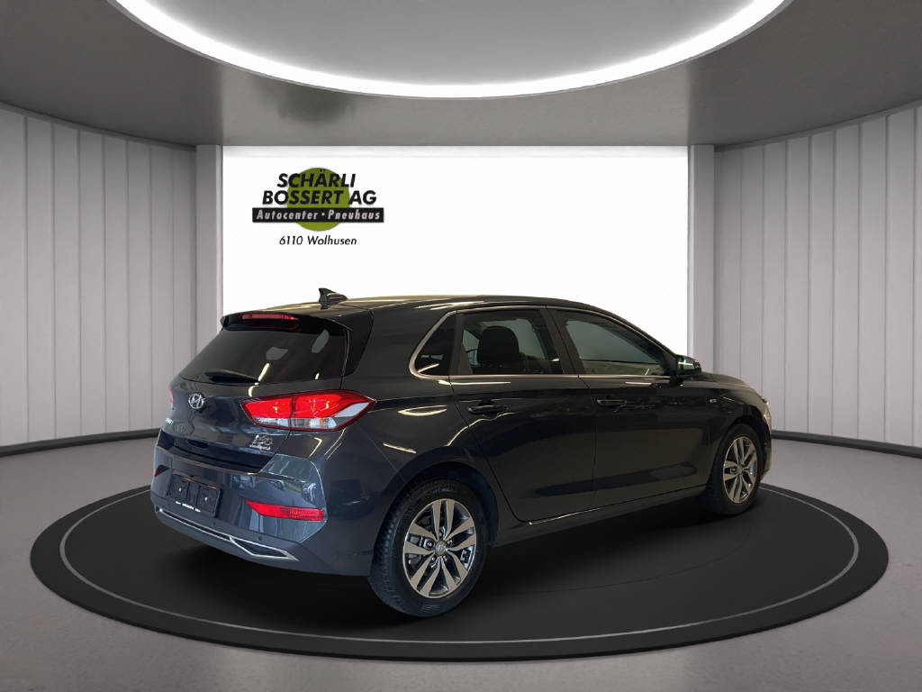 HYUNDAI i30 1.5 T-GDi Amplia-image-13