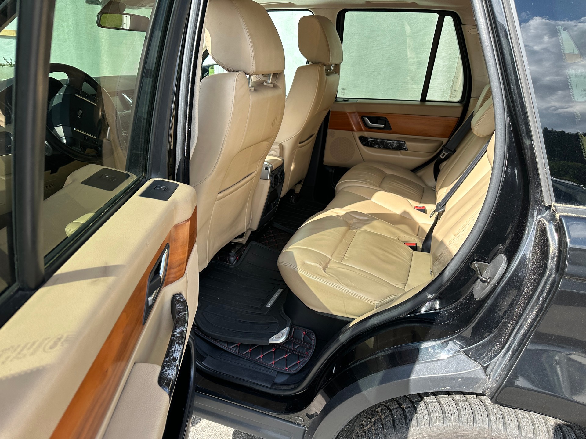 LAND ROVER RANGE ROVER SPORT-image-19