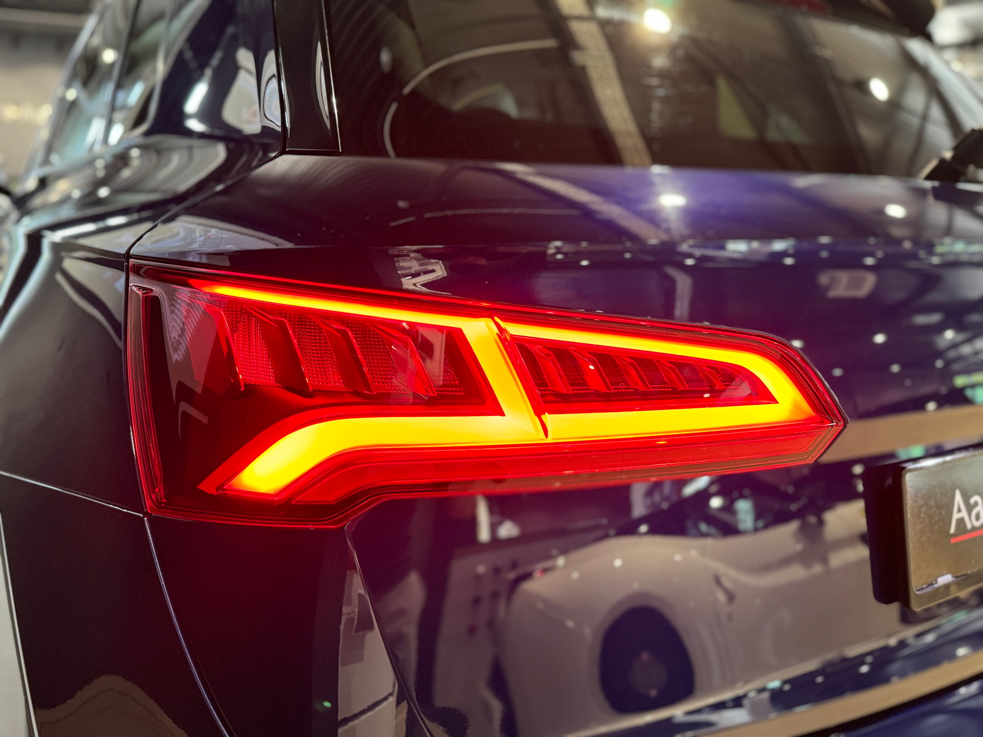 AUDI Q5 40 TDI sport quattro S-tronic-image-8