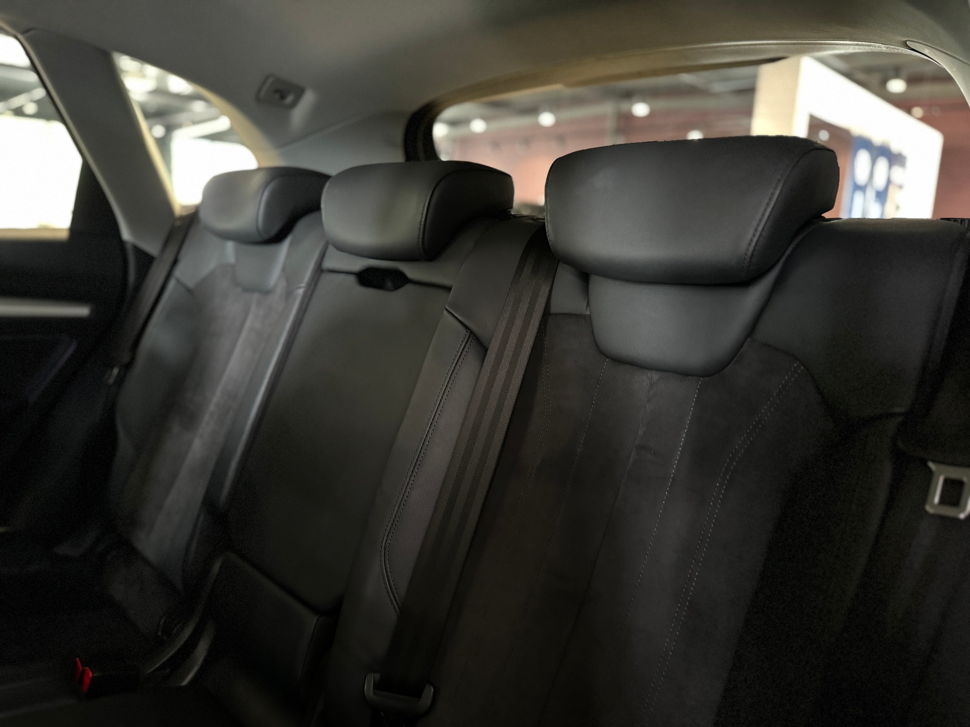 AUDI Q5 40 TDI sport quattro S-tronic-image-22