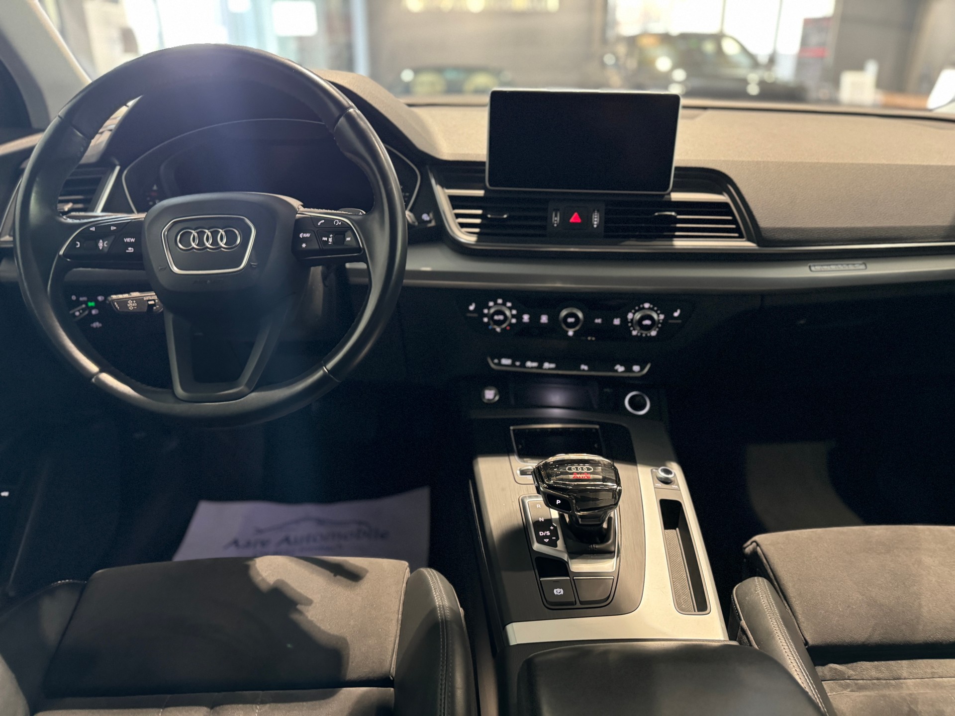 AUDI Q5 40 TDI sport quattro S-tronic-image-9