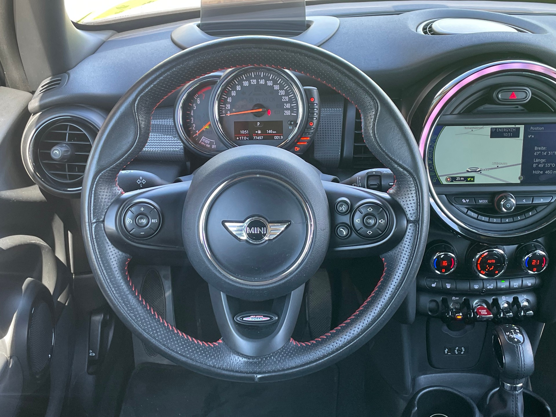 MINI Mini Cooper Steptronic-image-3