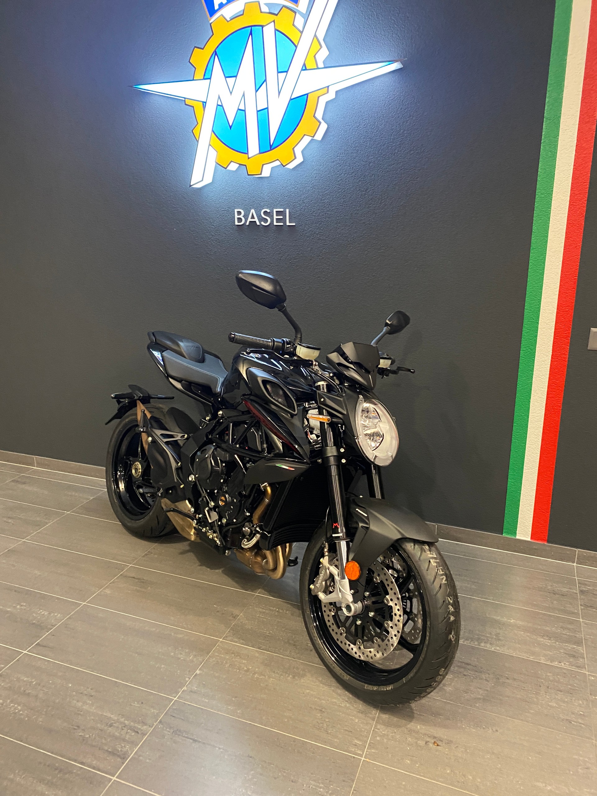 MV AGUSTA B3 Brutale 800 R