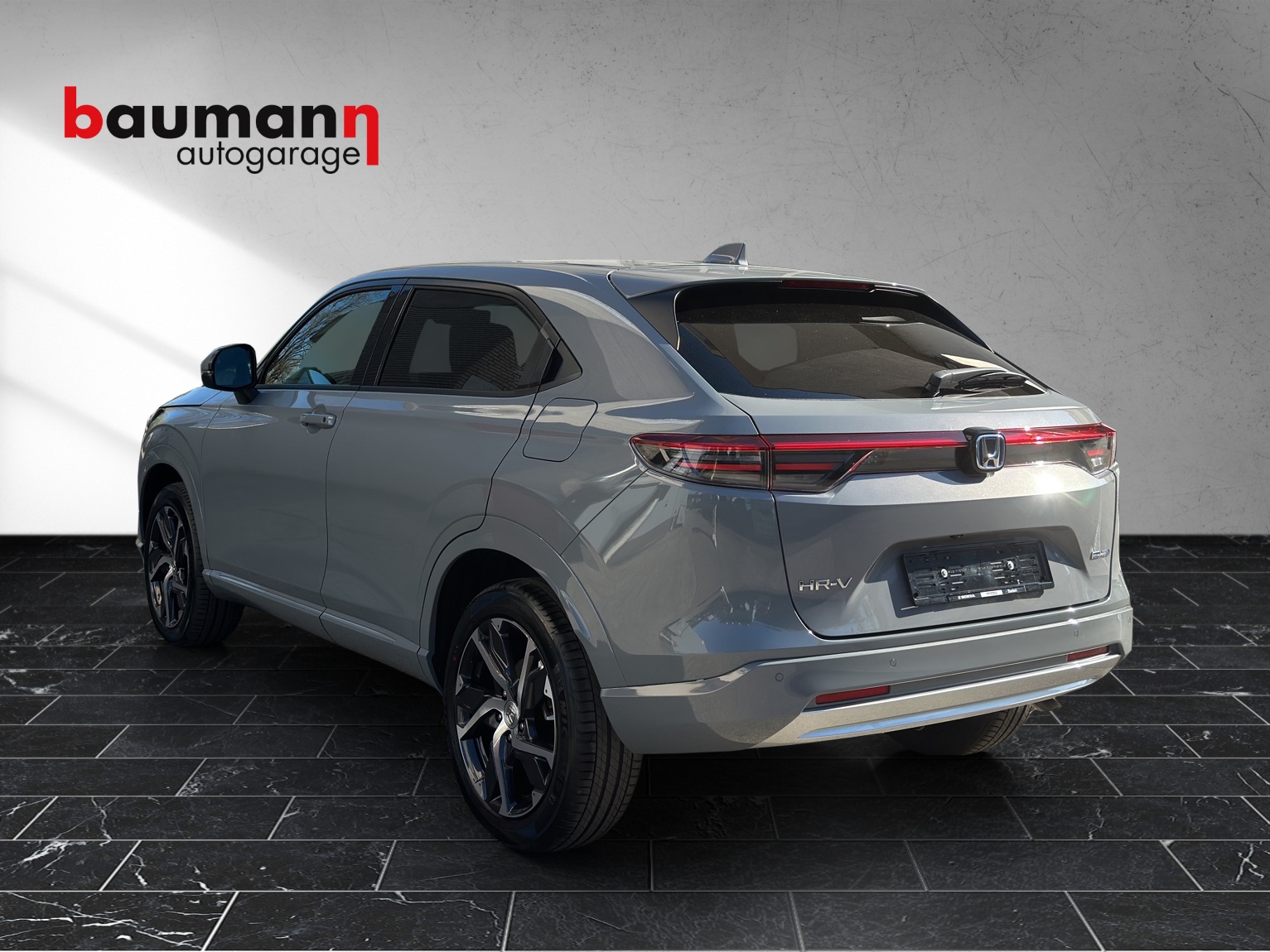 HONDA HR-V 1.5i-MMD Advance Plus CVT-image-3