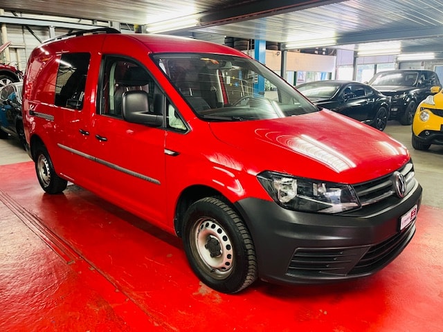 VW Caddy Maxi 2.0TDI BlueMotion Technology-image-7