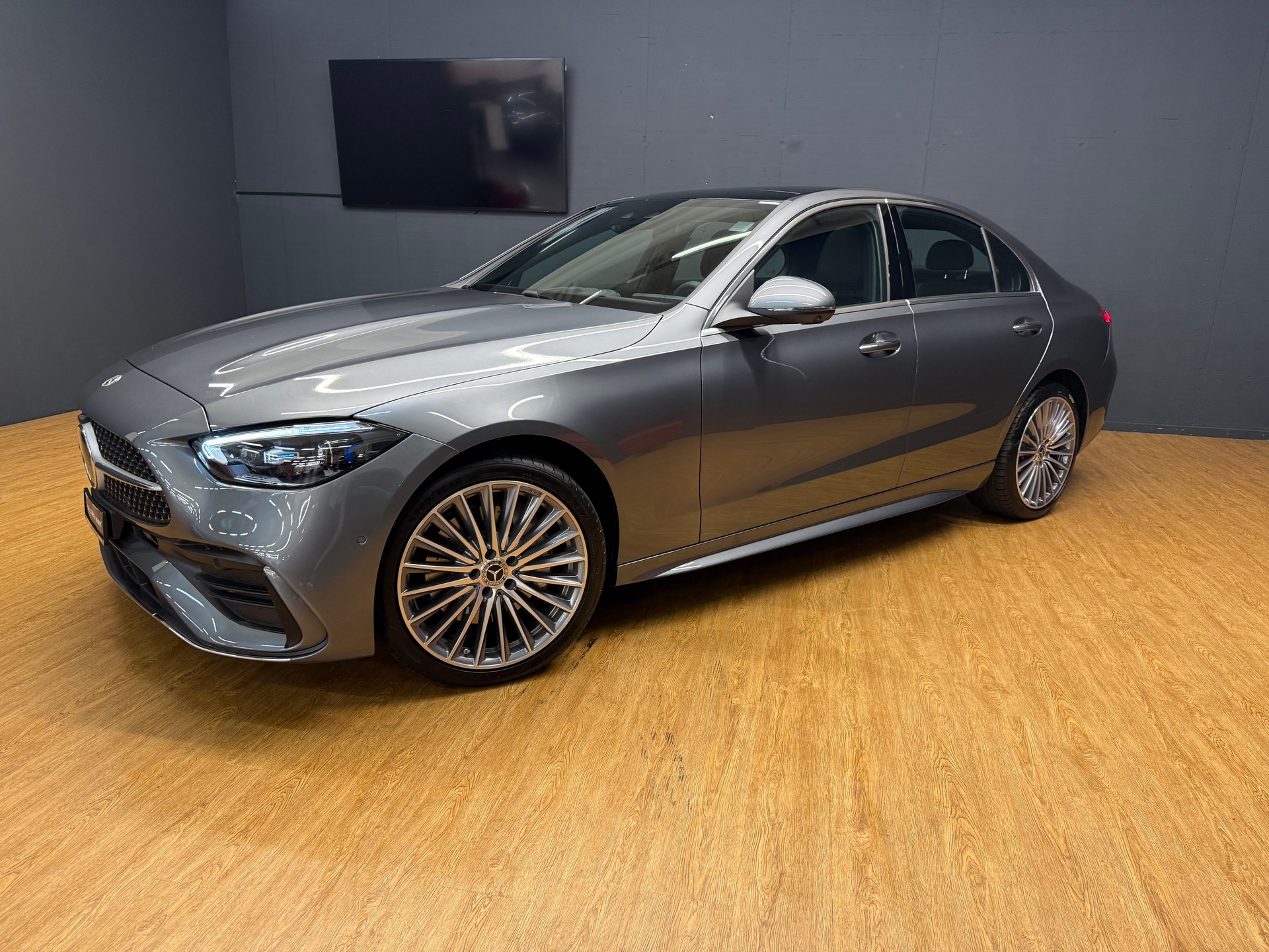 MERCEDES-BENZ C 220 d 4M - SwissStar - AMG / DISTRONIC / 360 Grad Kamera / Leder Nappa / Hinterachslenkung-image-1