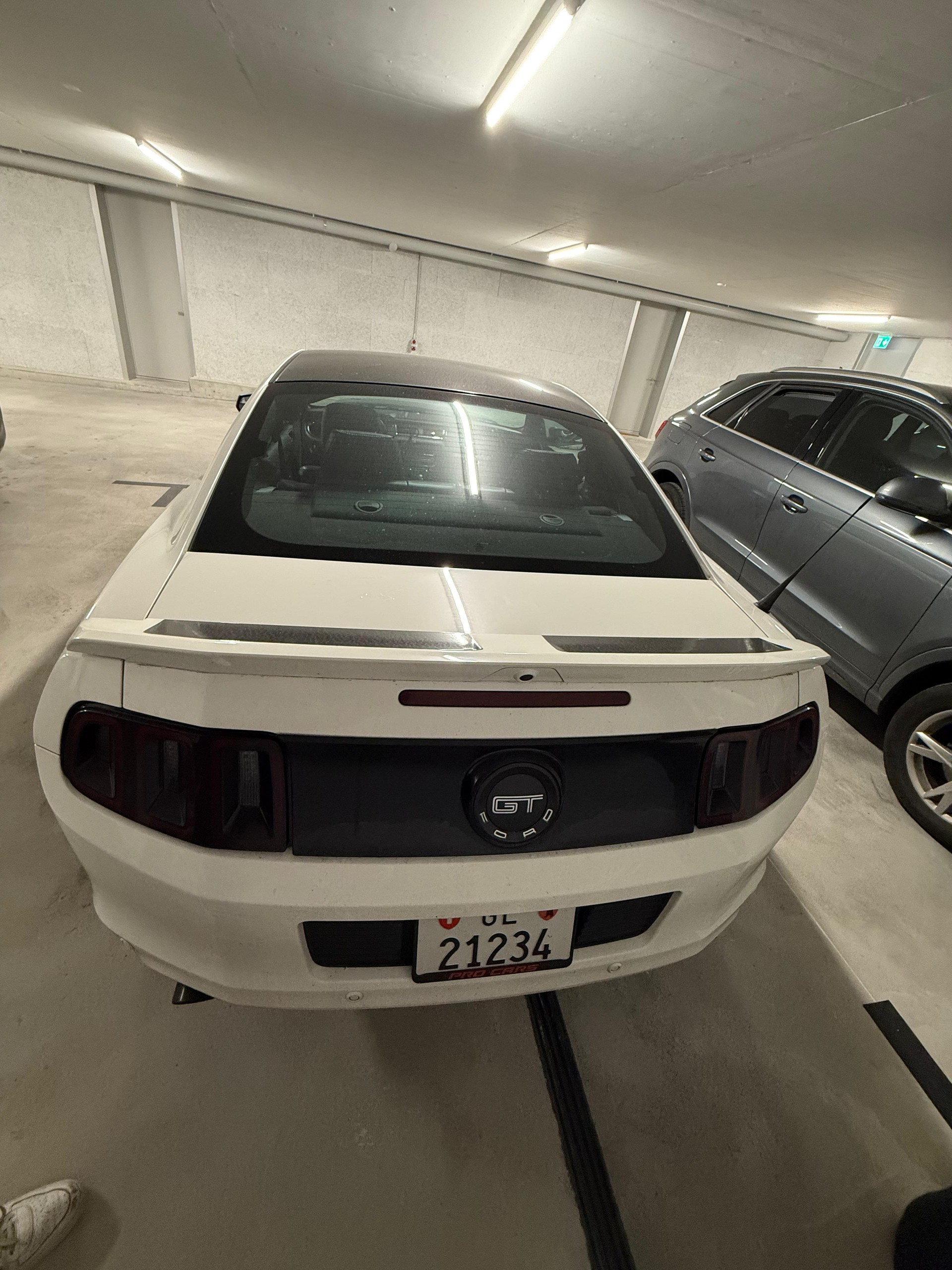 FORD MUSTANG GT 5.0 V8 426 PS-image-5