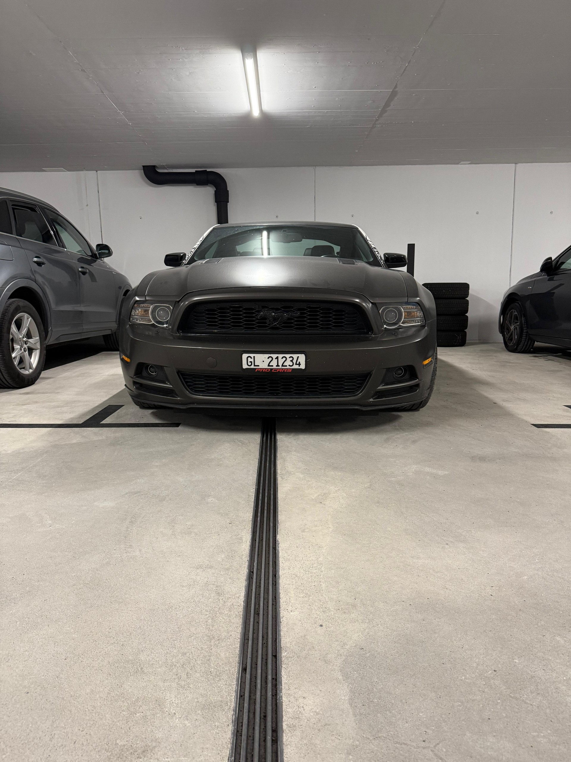 FORD MUSTANG GT 5.0 V8 426 PS-image-1