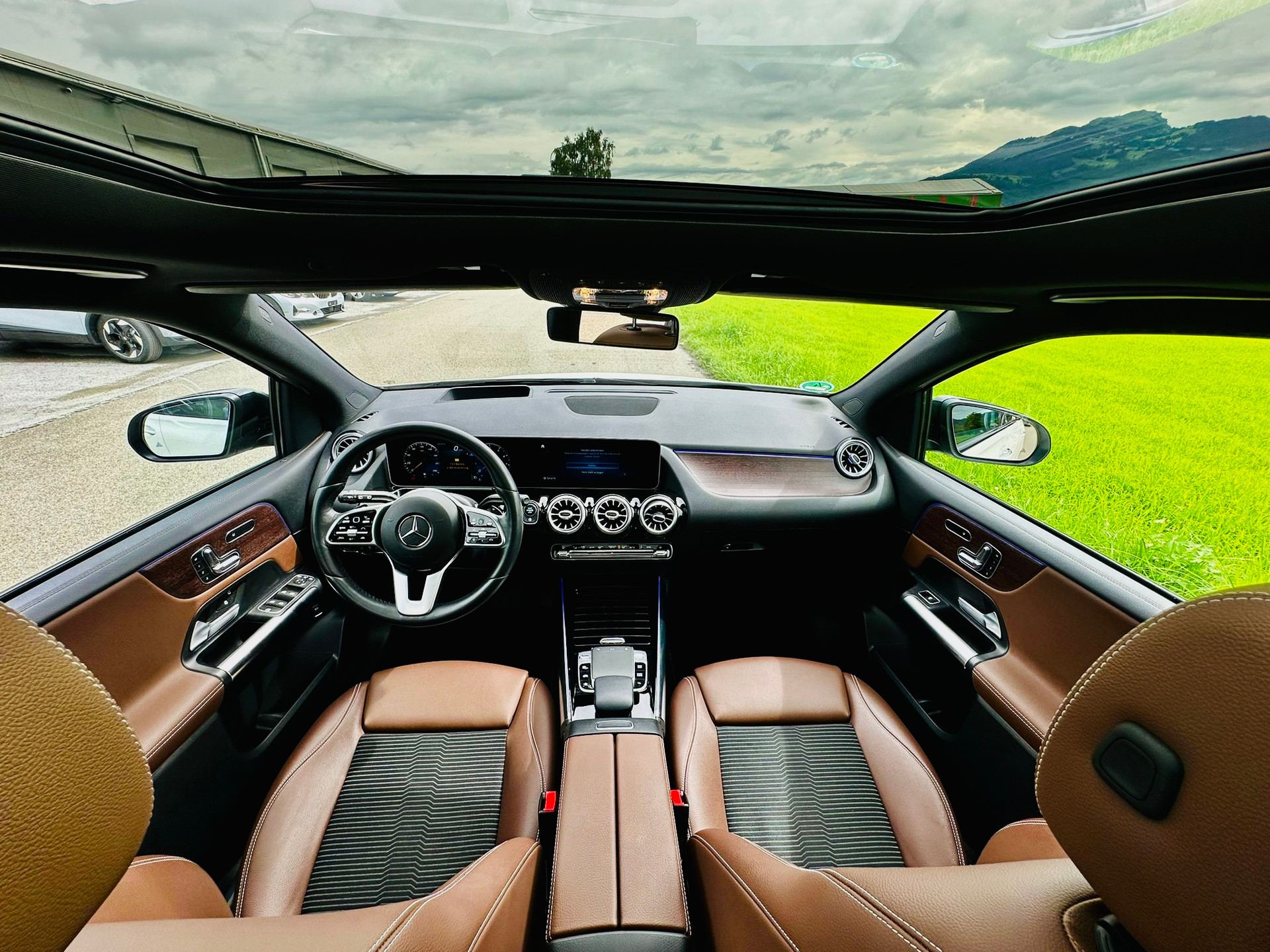 MERCEDES-BENZ B 250 4Matic Progressive-image-8