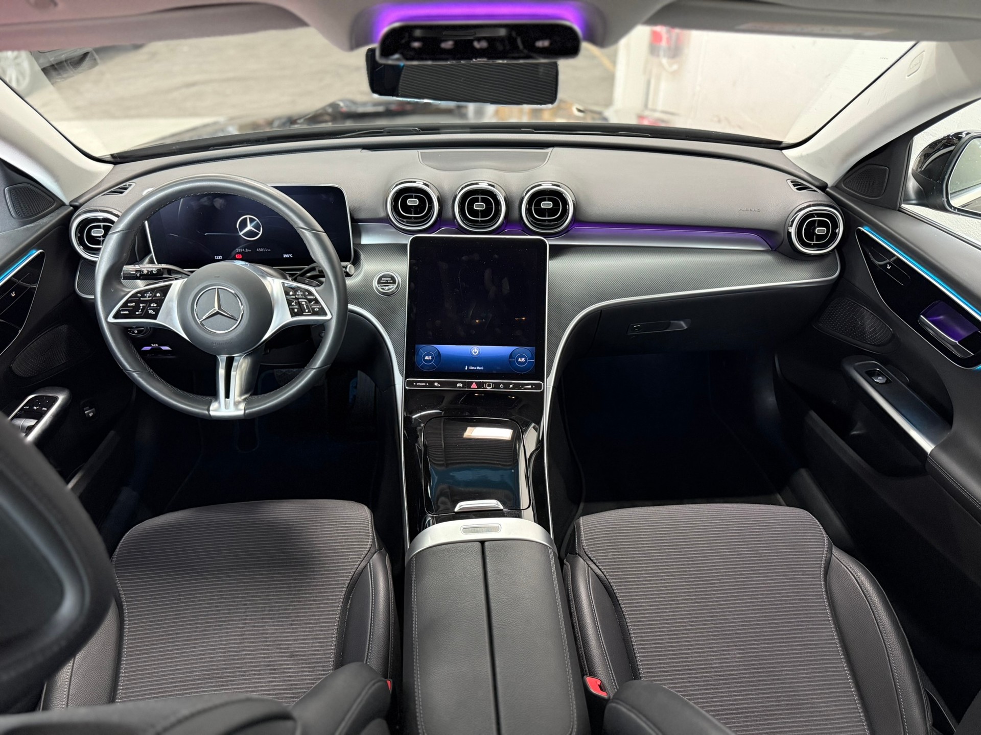 MERCEDES-BENZ C 200 d T-image-10